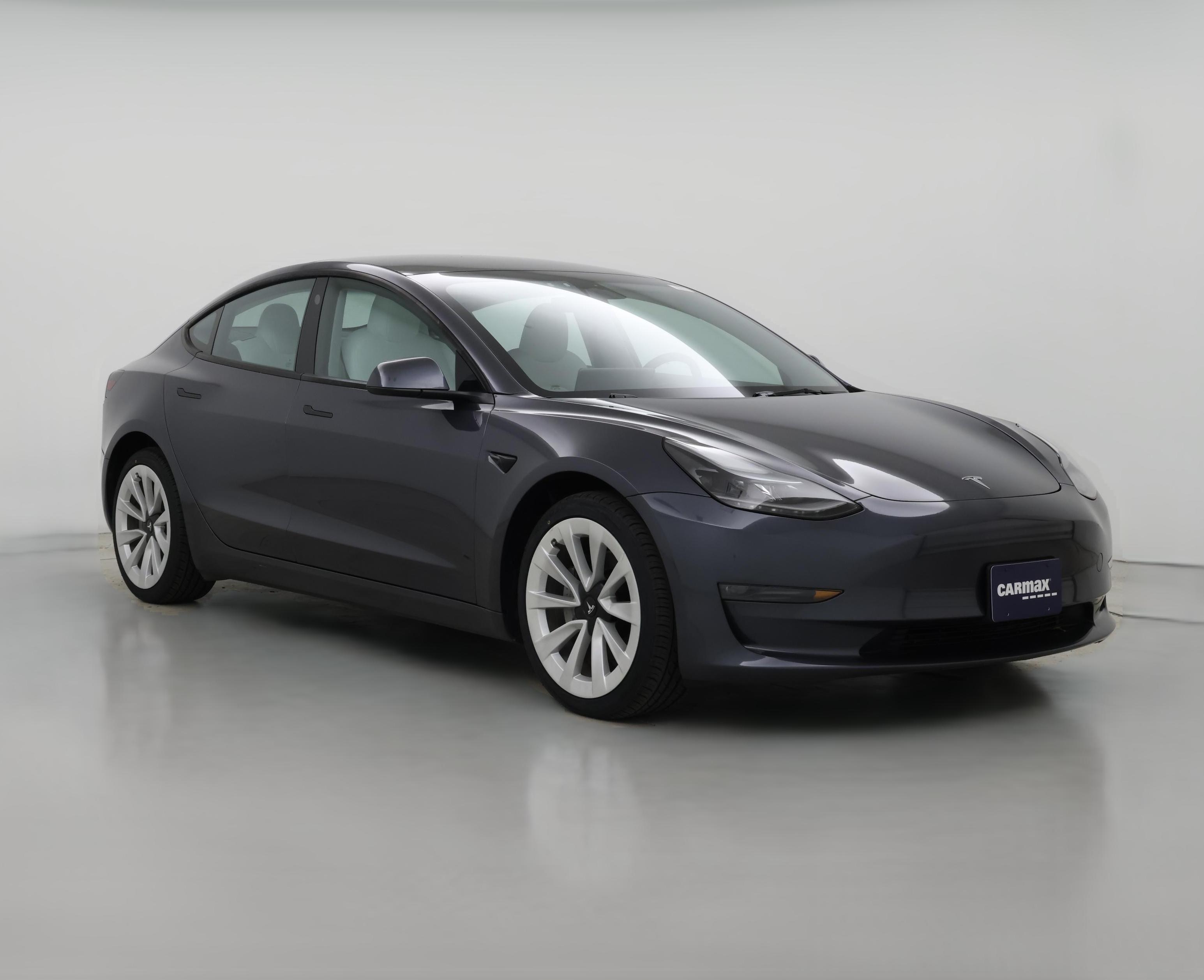 Thumbnail: 2023 Tesla Model 3 - 1