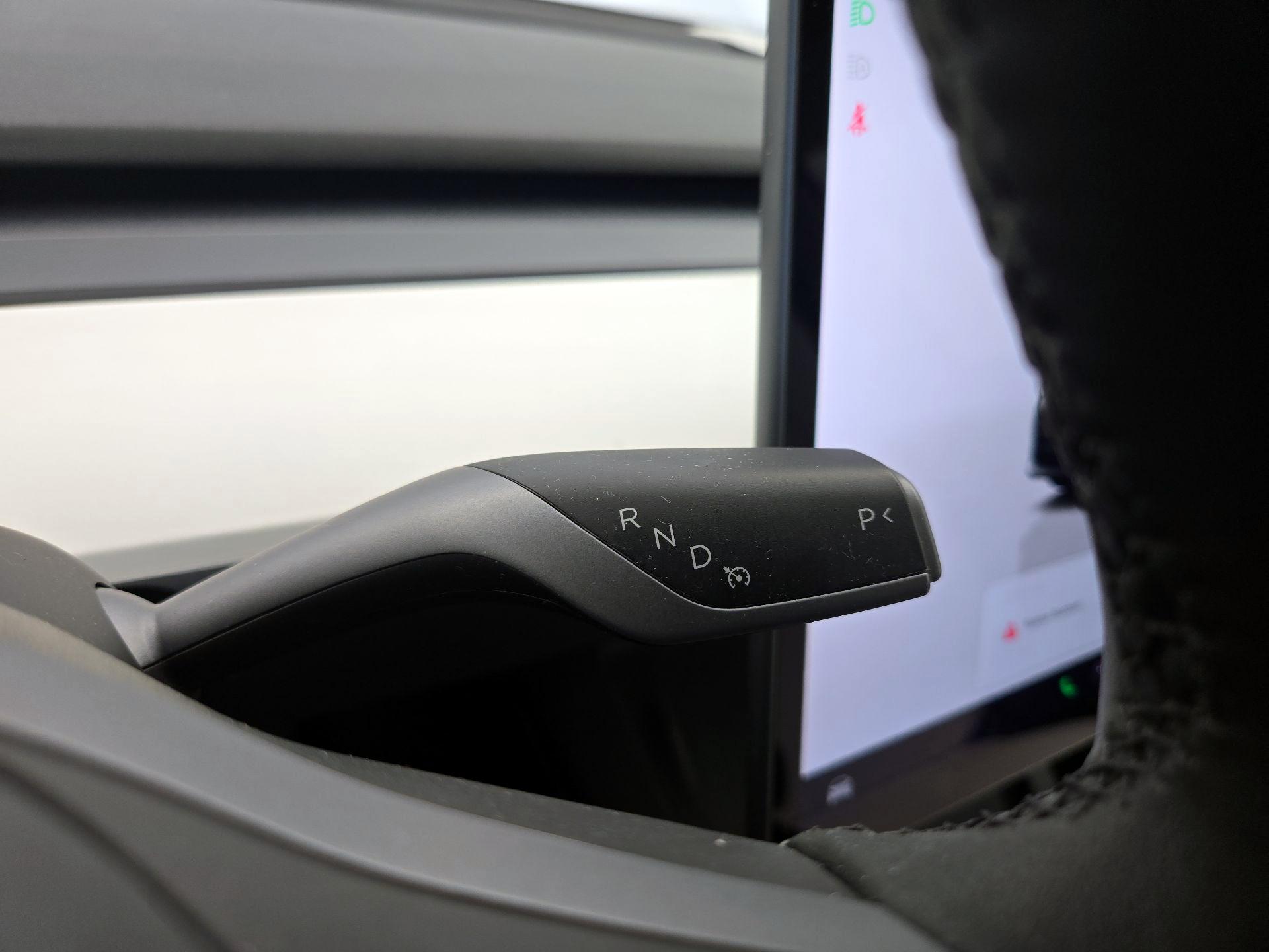 Thumbnail: 2023 Tesla Model 3 - 17