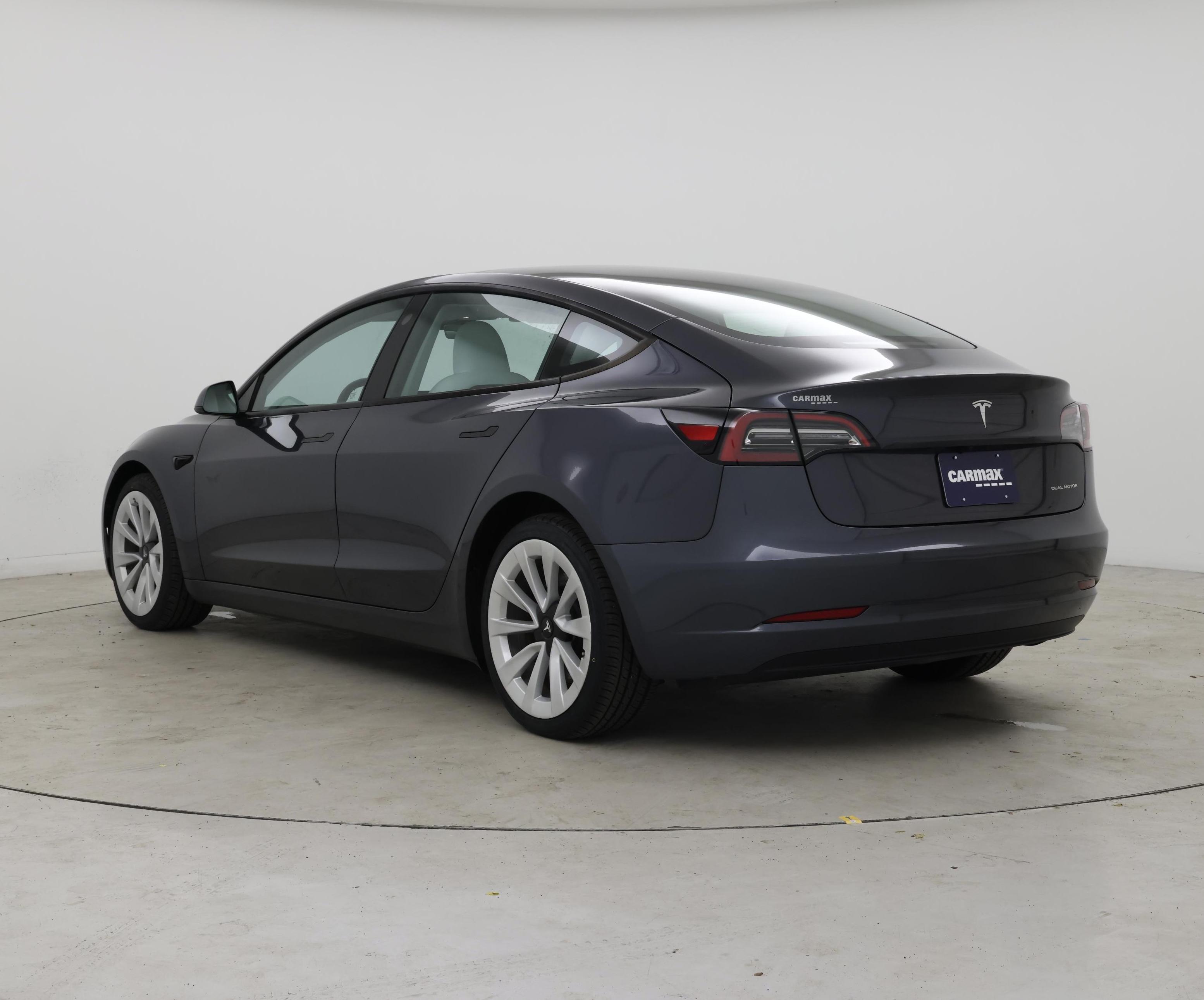 Thumbnail: 2023 Tesla Model 3 - 2