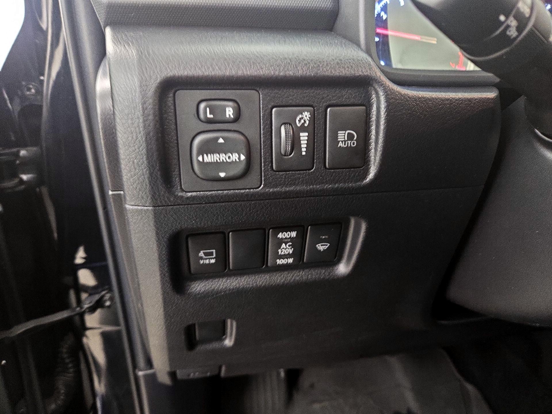 Thumbnail: 2022 Toyota 4Runner - 13