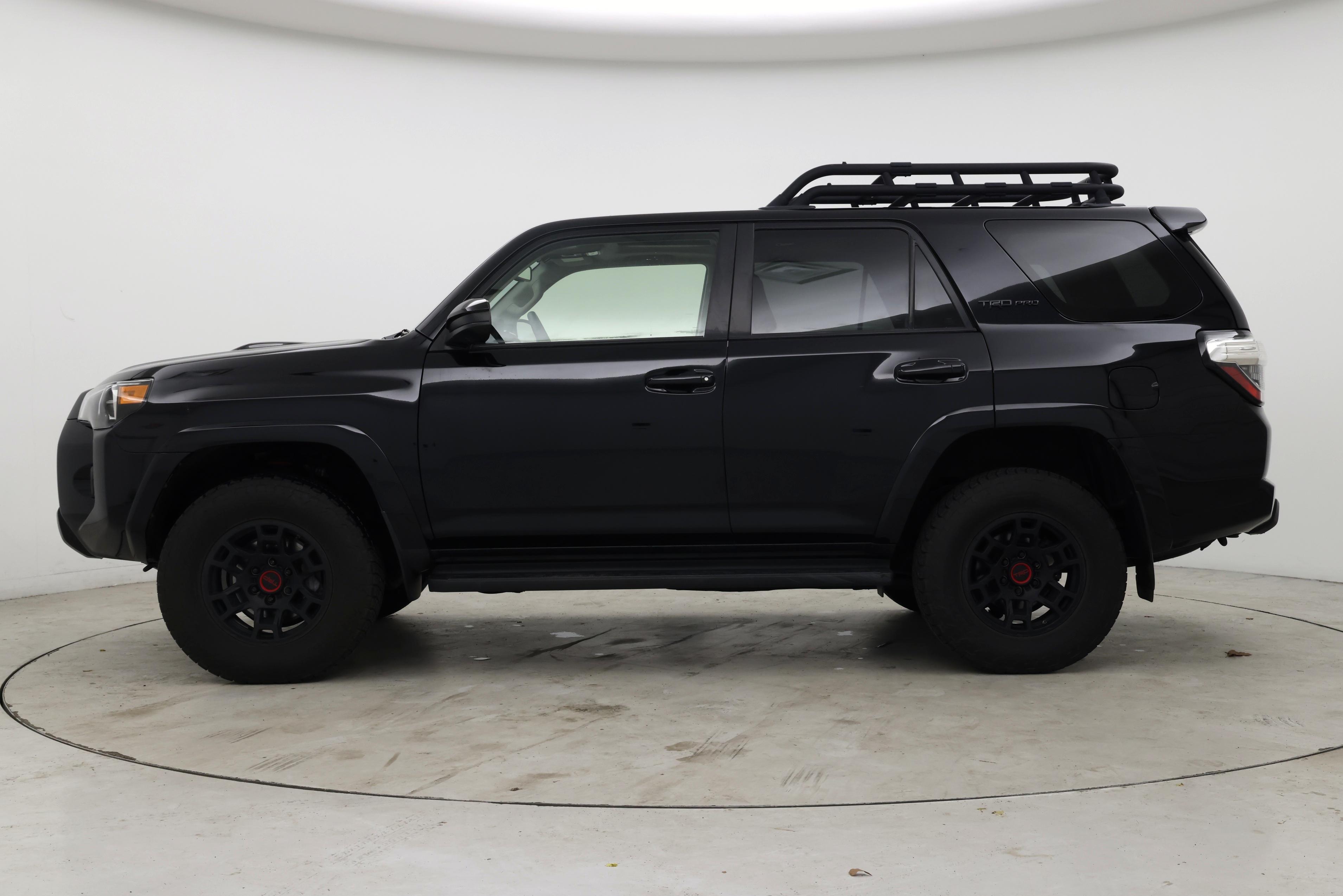 Thumbnail: 2022 Toyota 4Runner - 3
