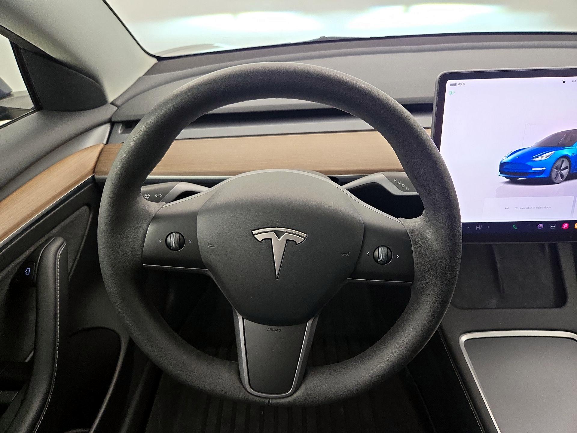 Thumbnail: 2023 Tesla Model 3 - 10