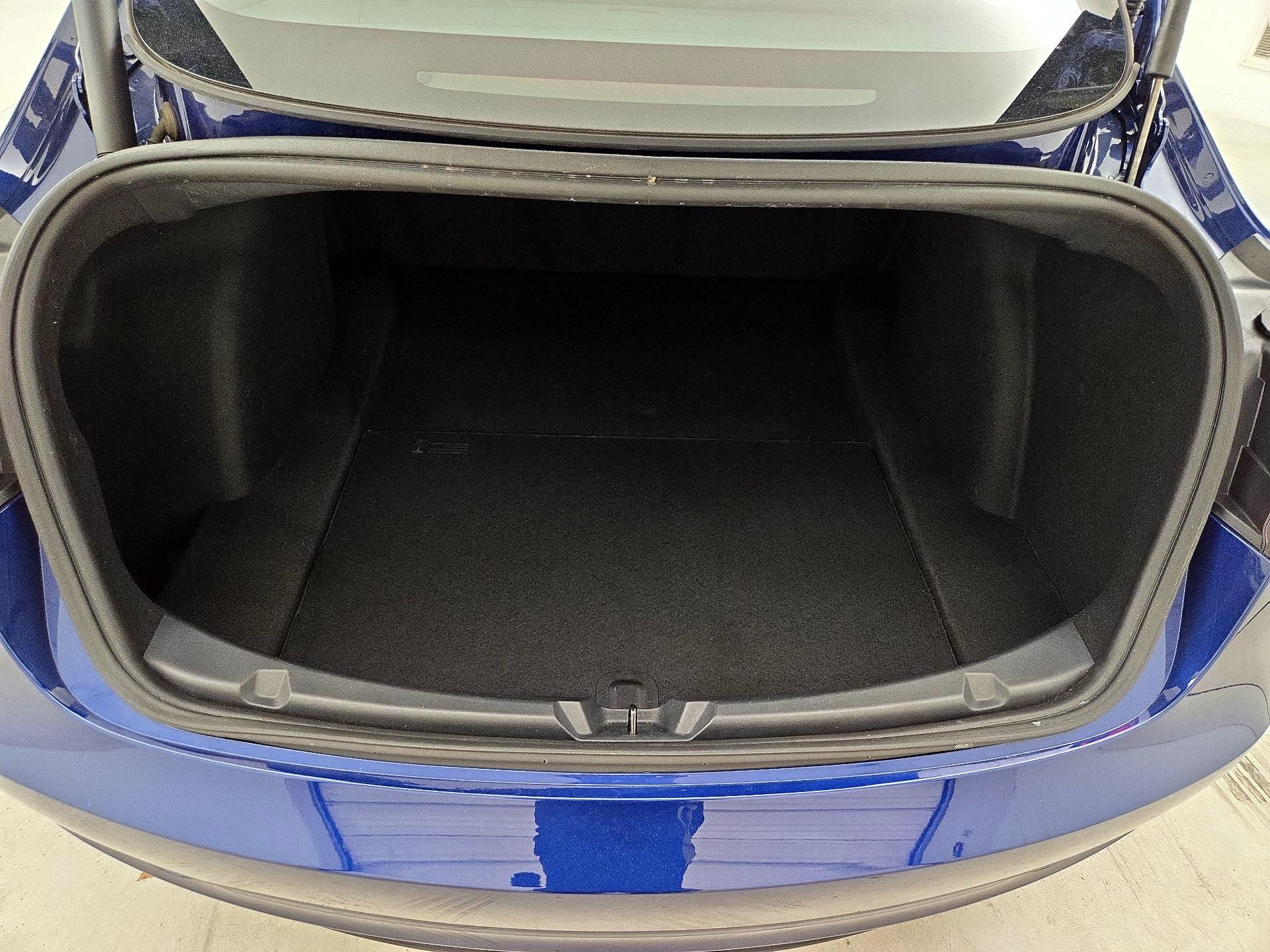 Thumbnail: 2023 Tesla Model 3 - 20