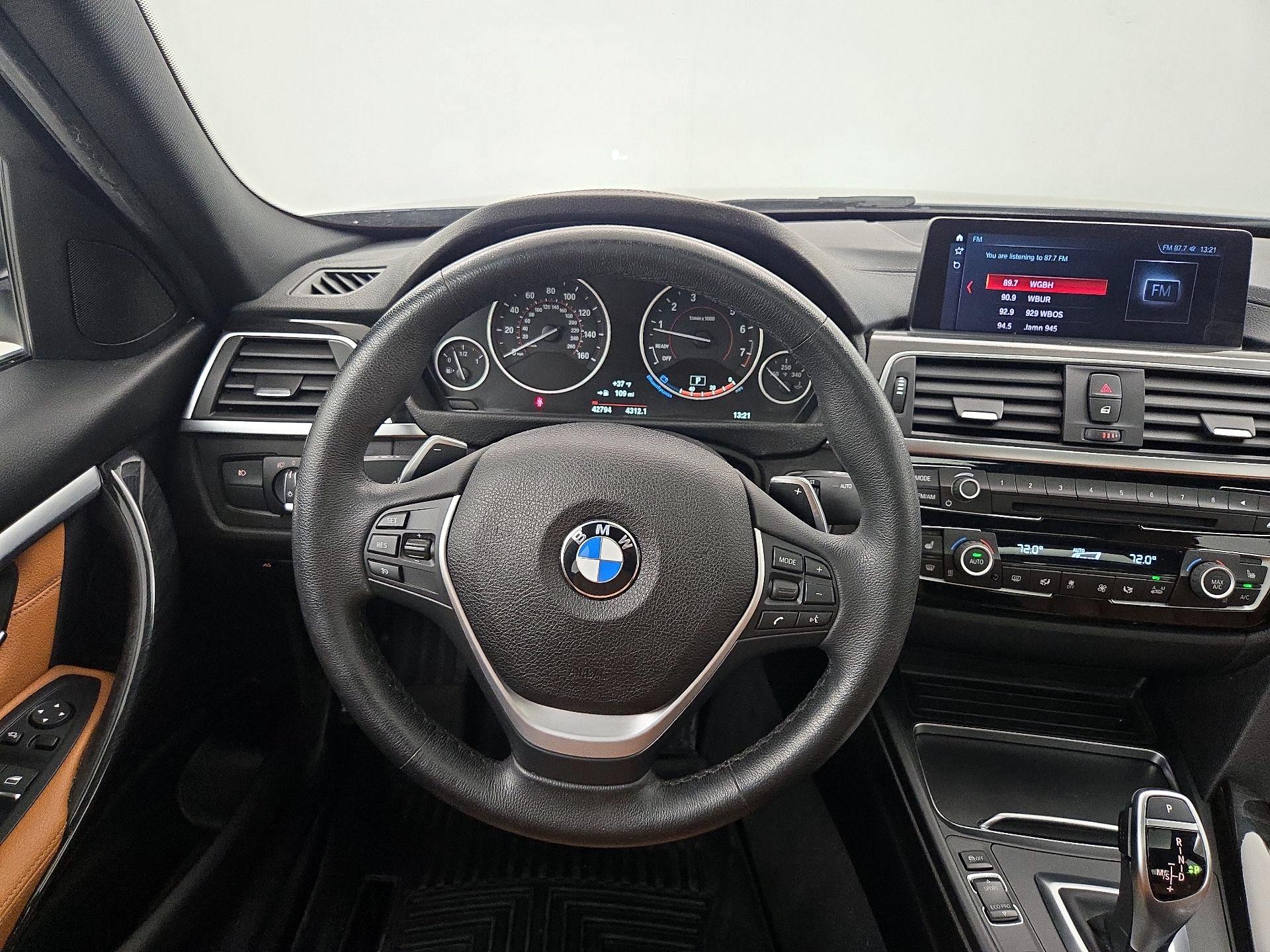 Thumbnail: 2018 BMW 3 Series - 10