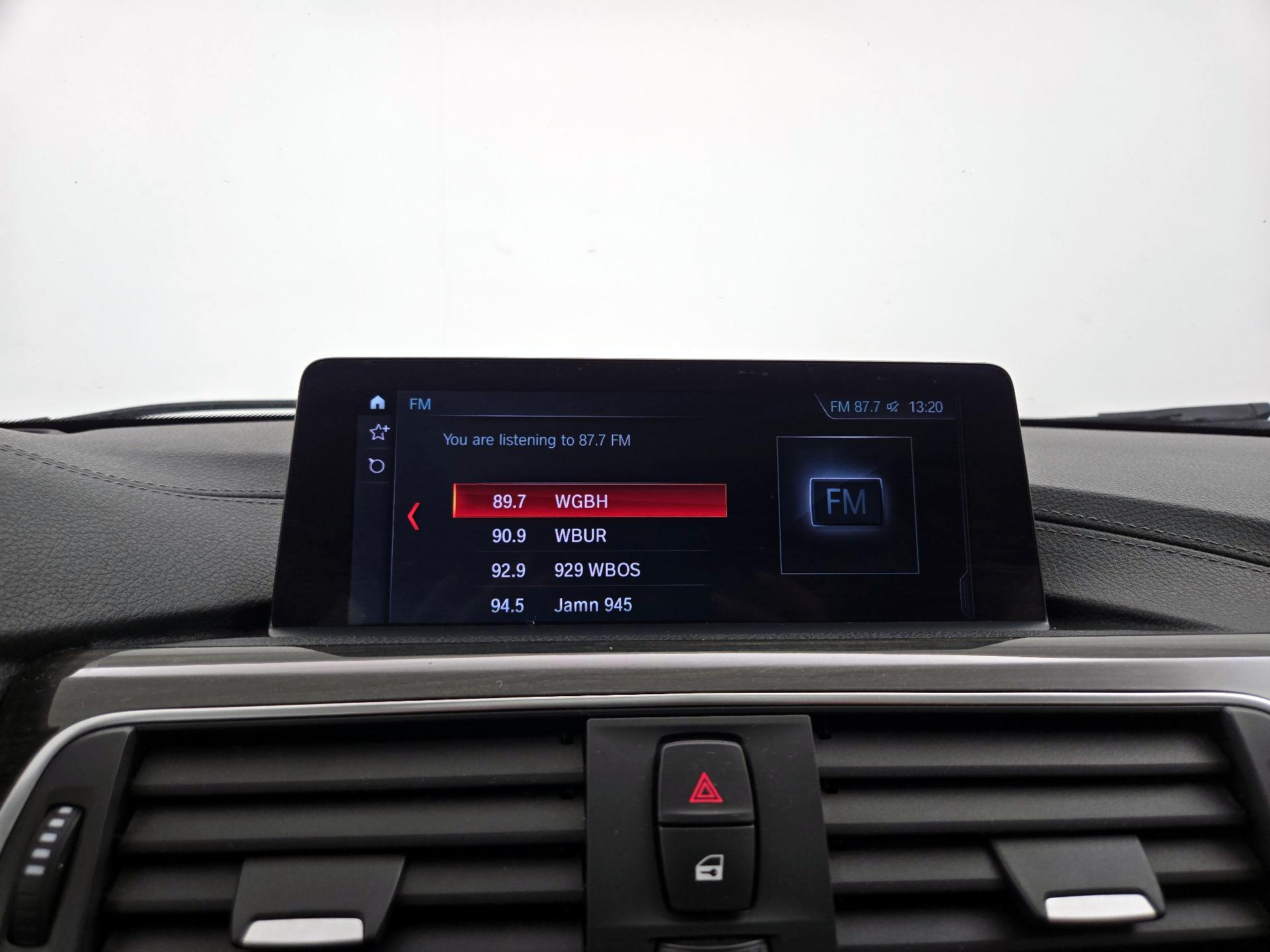 Thumbnail: 2018 BMW 3 Series - 16