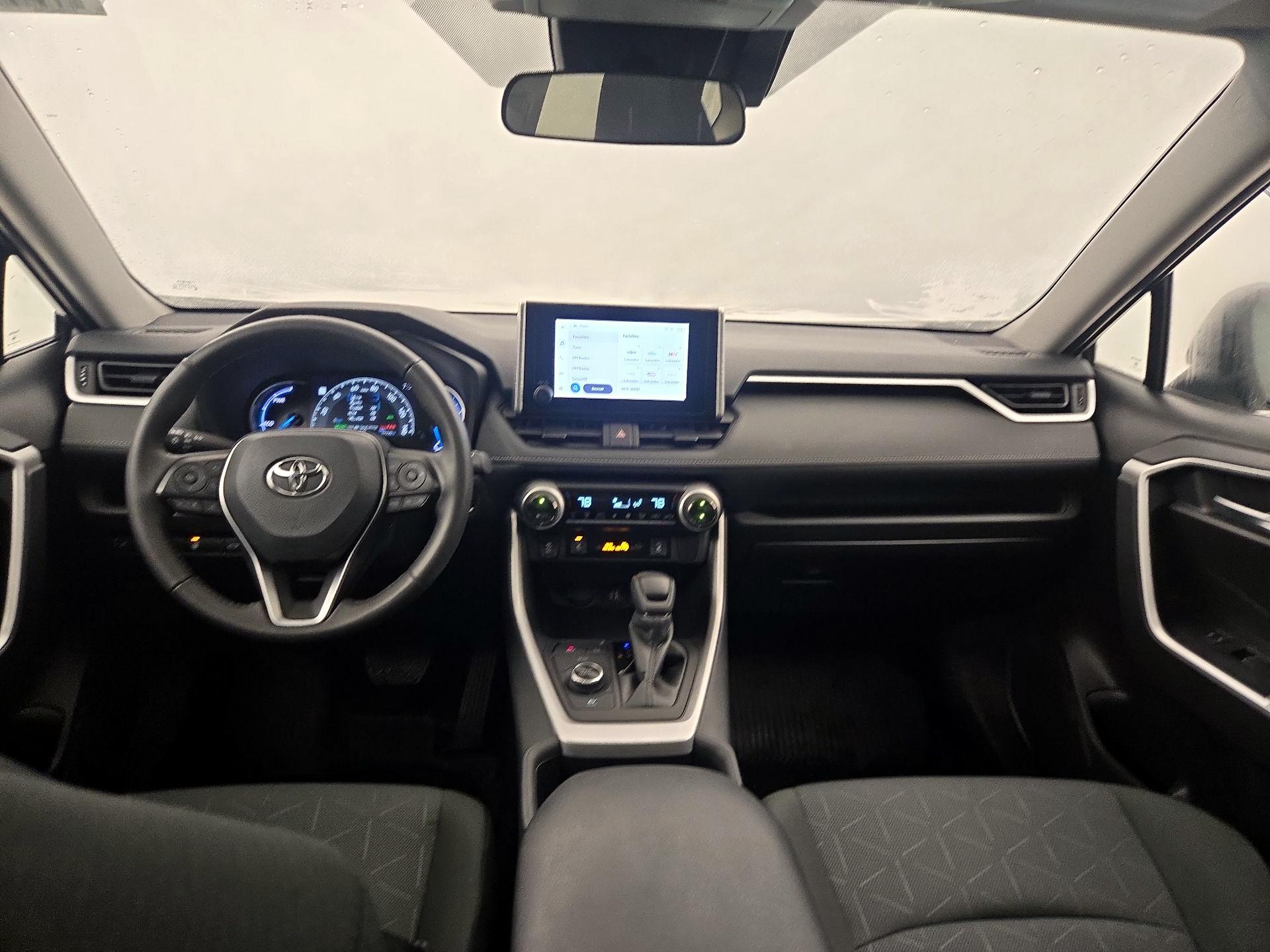 Thumbnail: 2024 Toyota RAV4 - 9