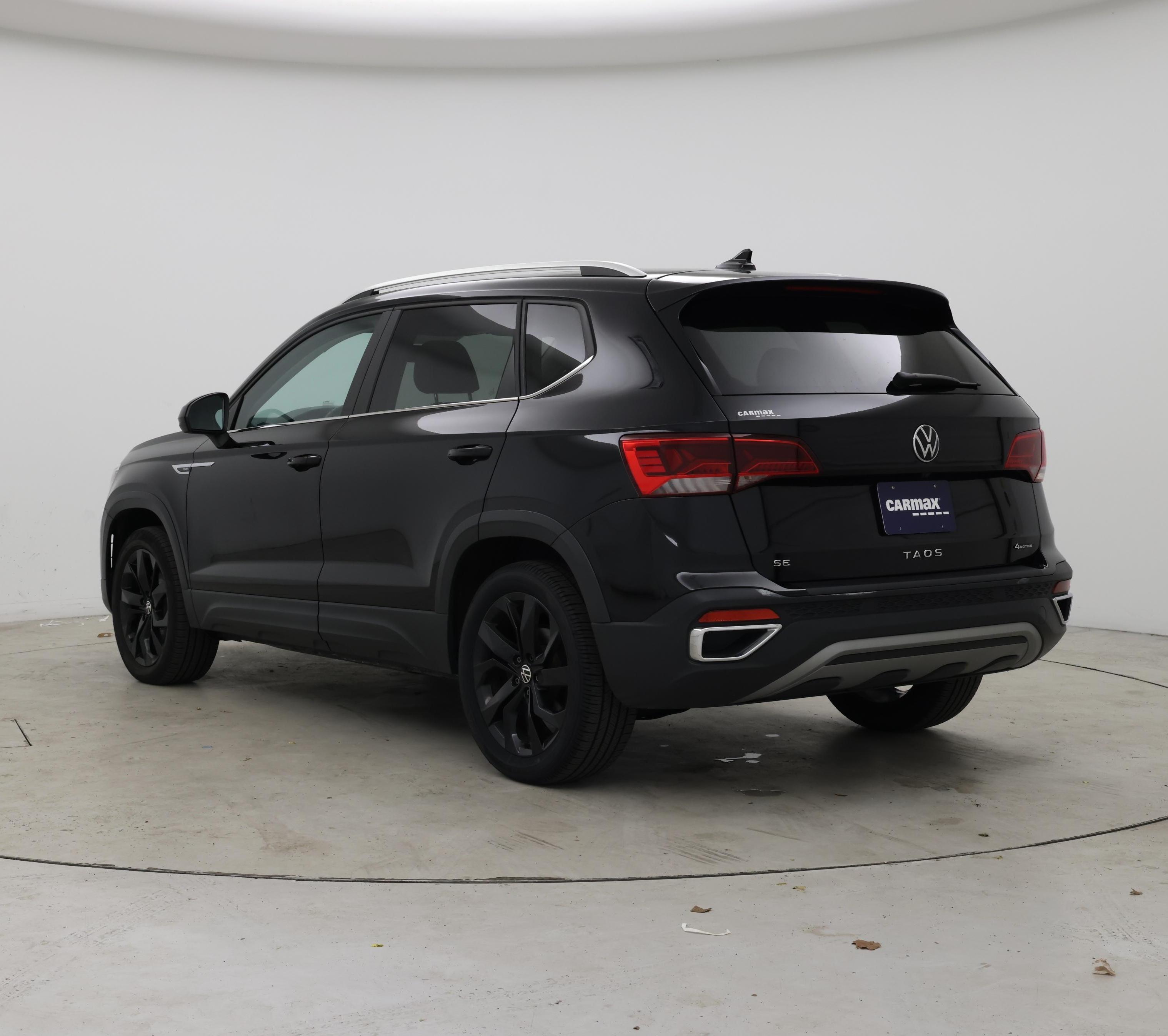 Thumbnail: 2022 Volkswagen Taos - 2