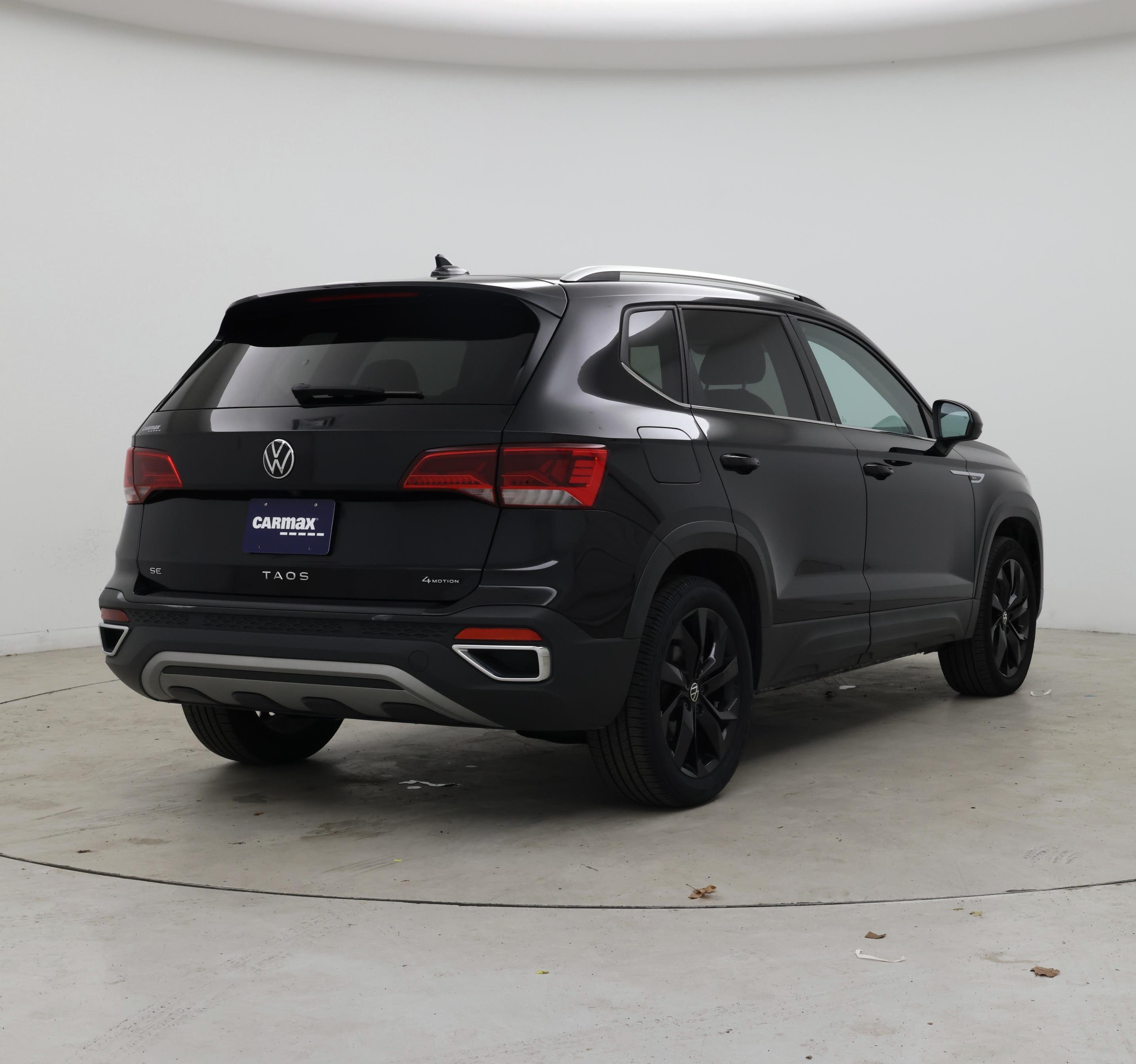 Thumbnail: 2022 Volkswagen Taos - 8