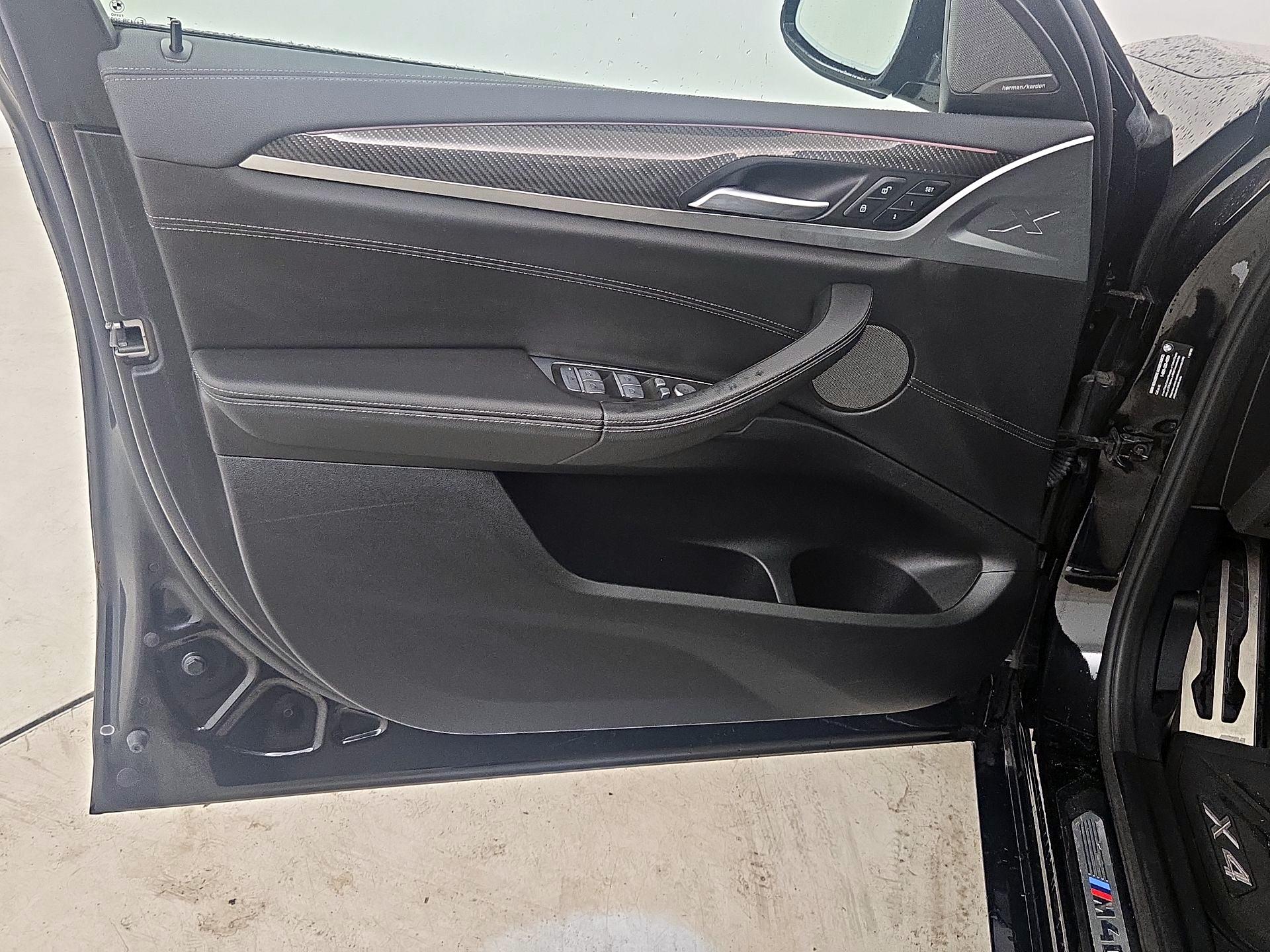 Thumbnail: 2021 BMW X4 - 12