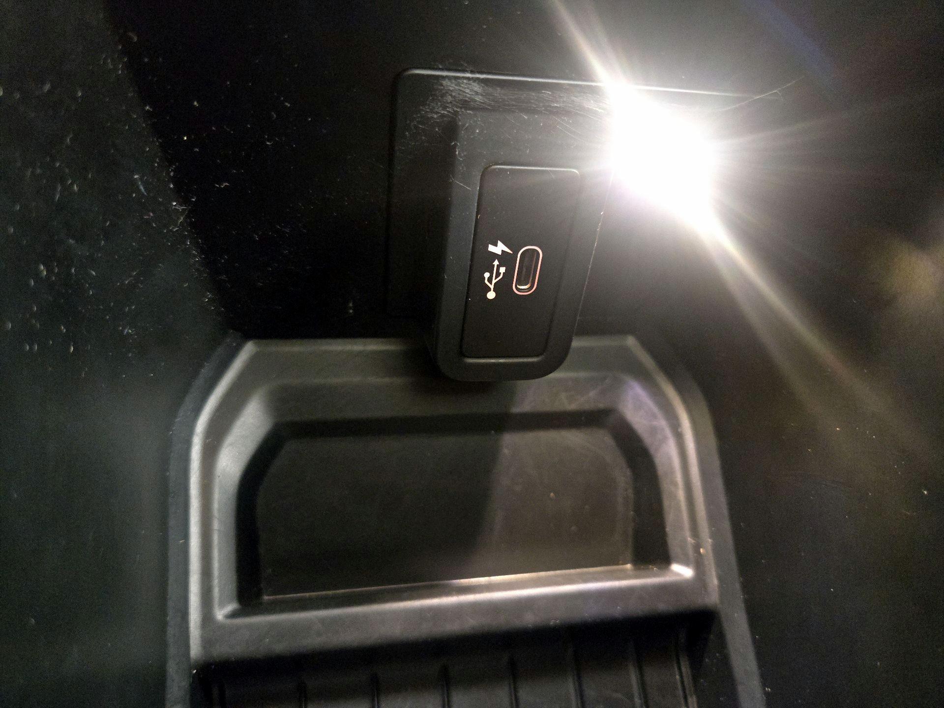 Thumbnail: 2021 BMW X4 - 19