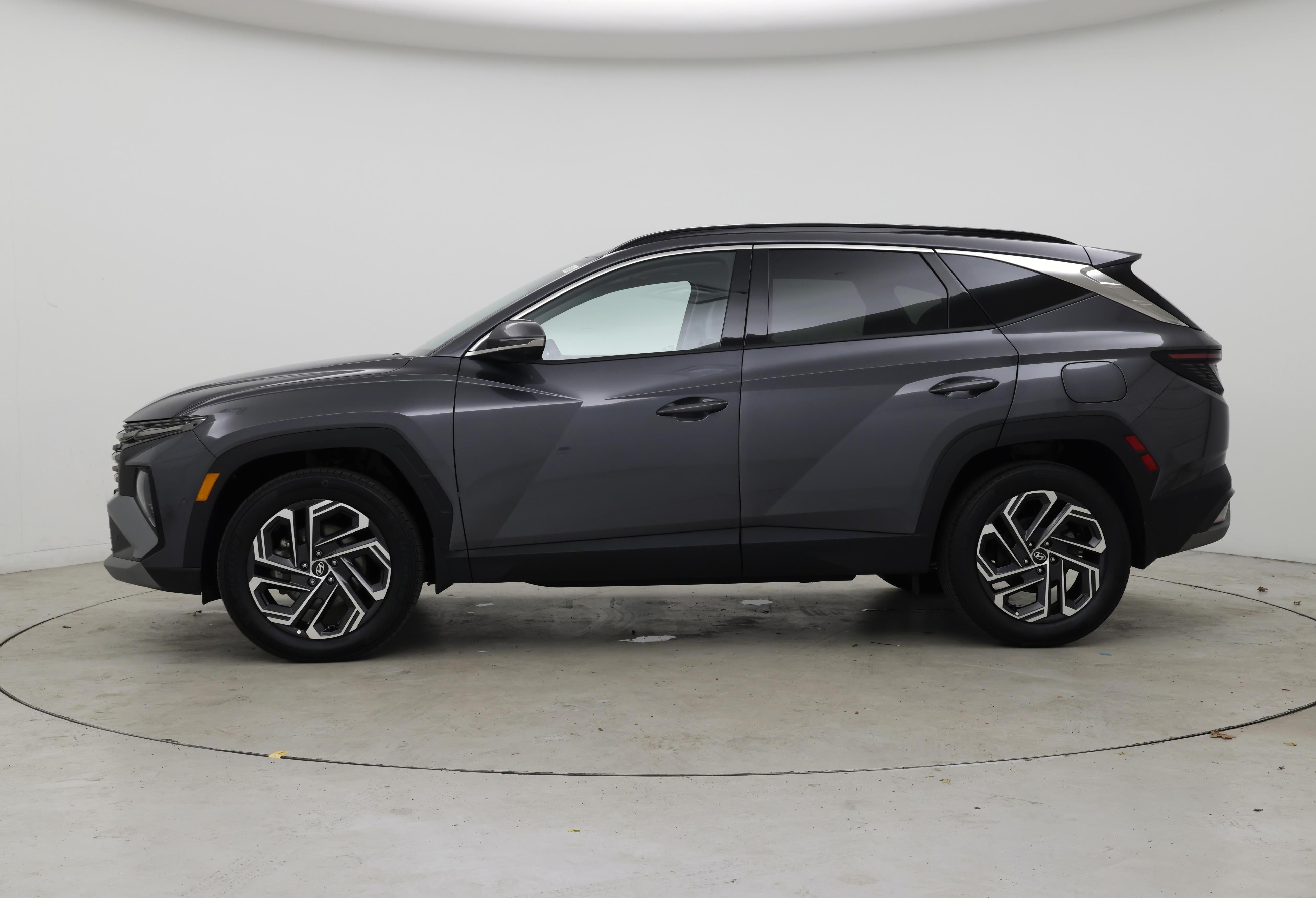 Thumbnail: 2025 Hyundai Tucson - 3