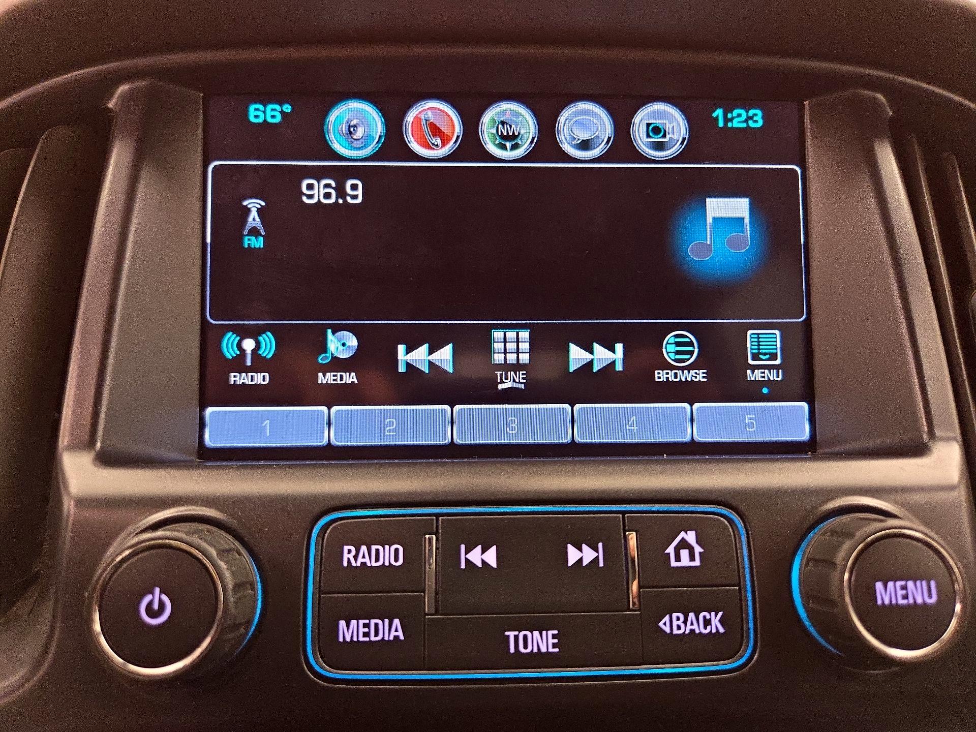Thumbnail: 2018 Chevrolet Colorado - 15