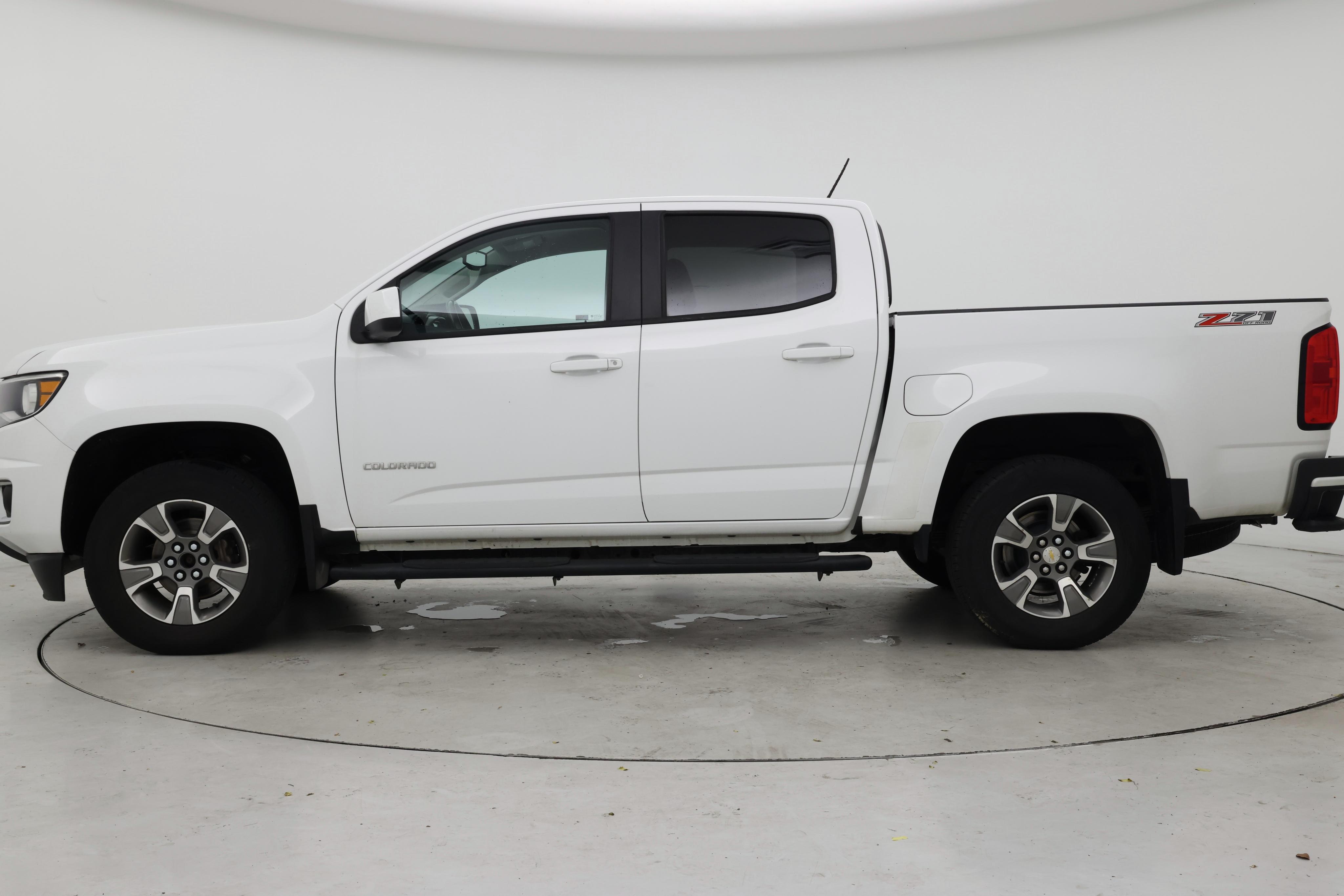 Thumbnail: 2018 Chevrolet Colorado - 3