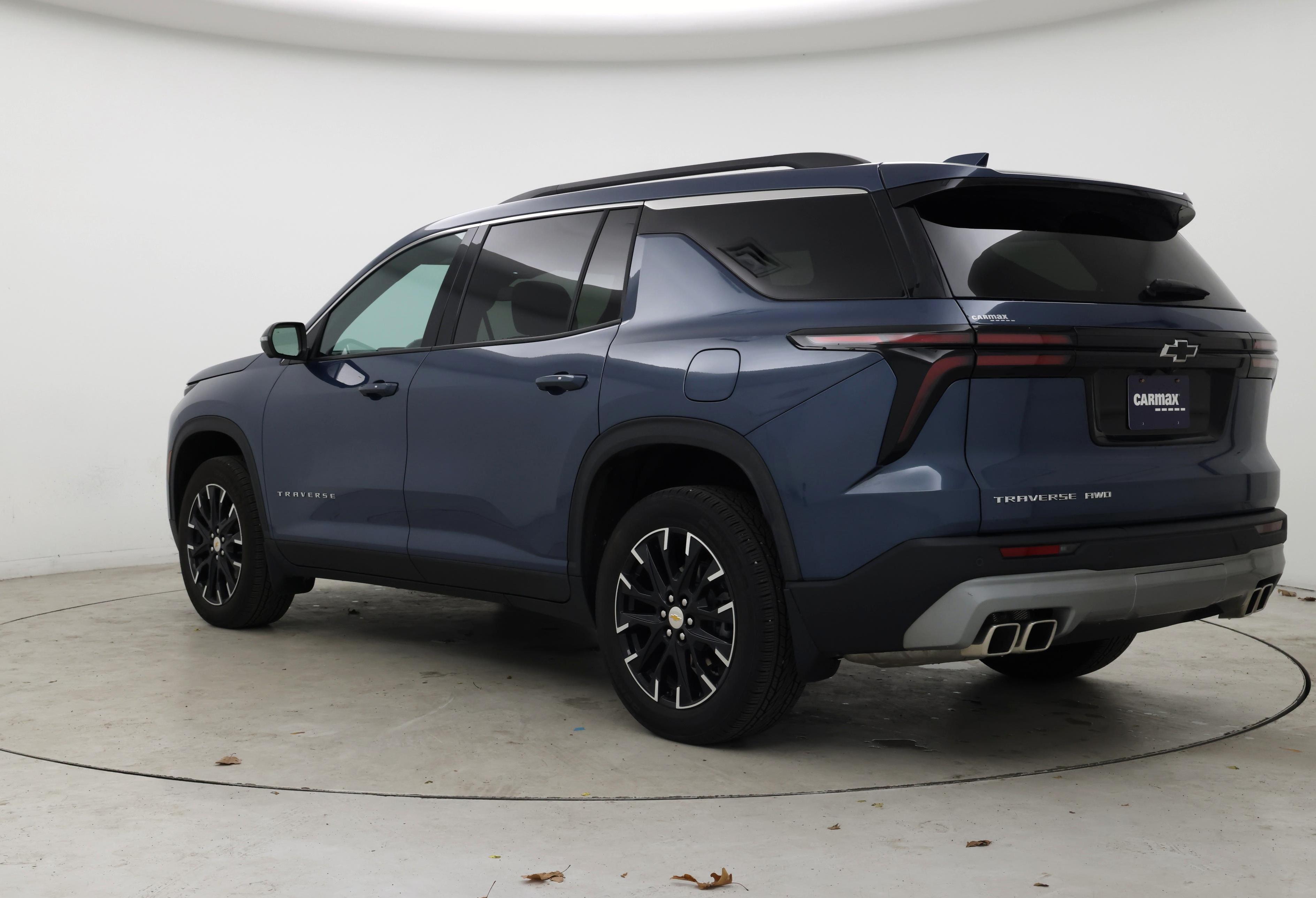 Thumbnail: 2025 Chevrolet Traverse - 2