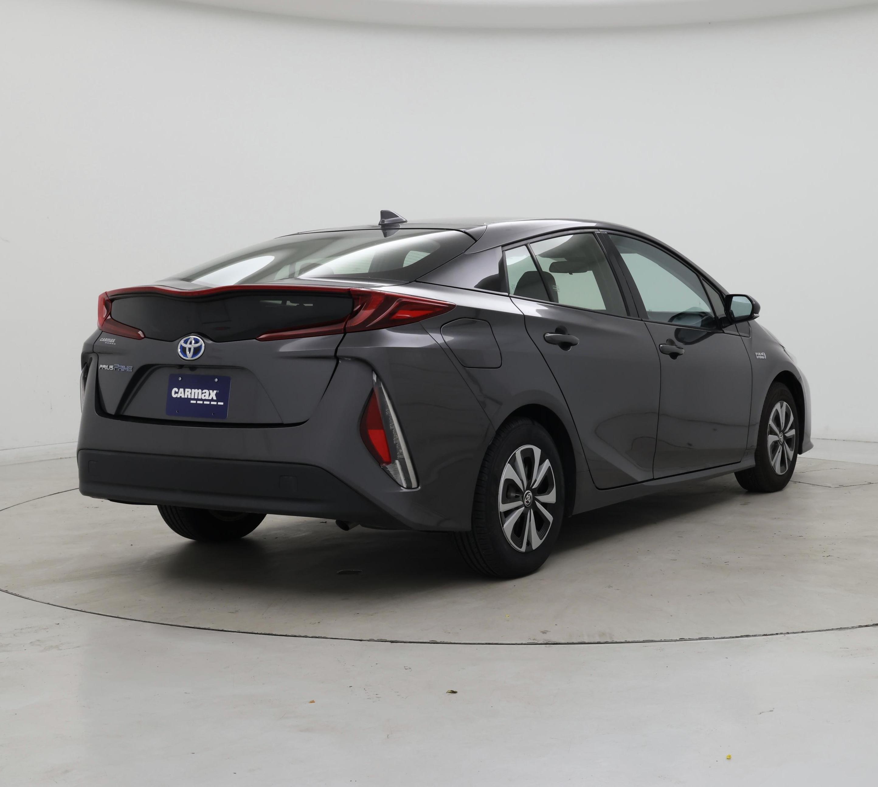 Thumbnail: 2018 Toyota Prius Prime - 8