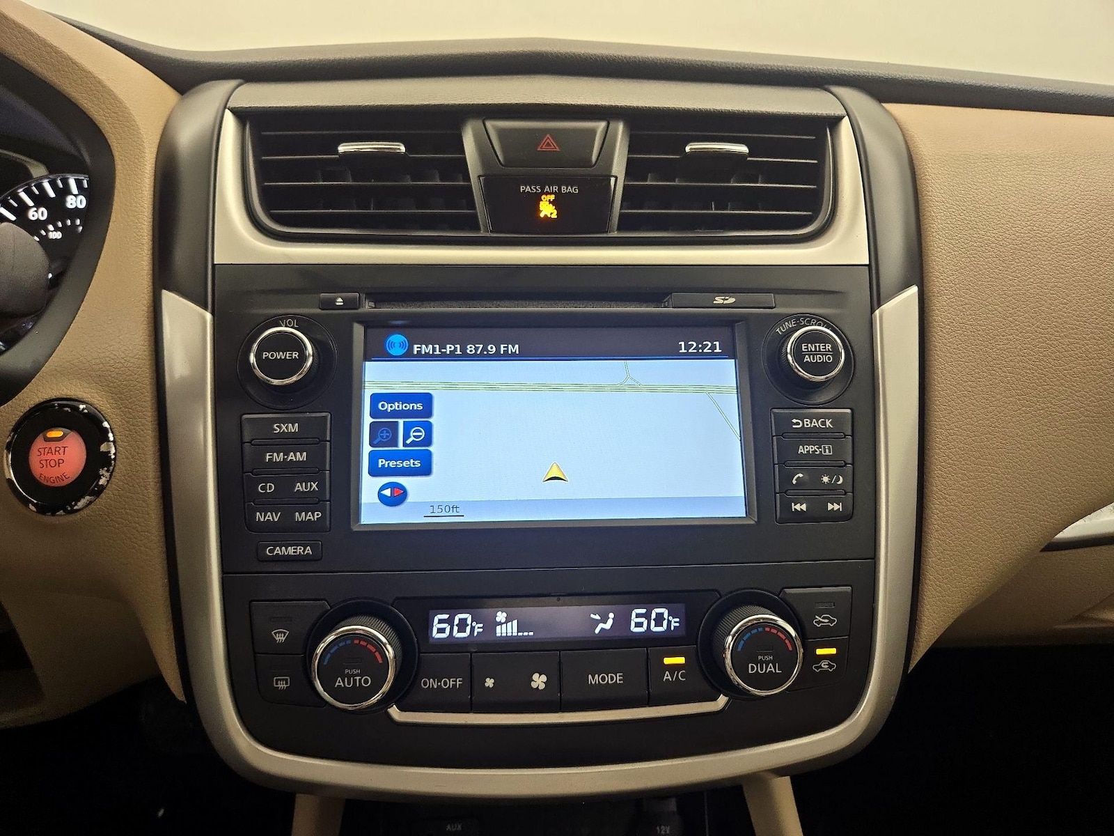 2016 Nissan Altima SV - Photo 15