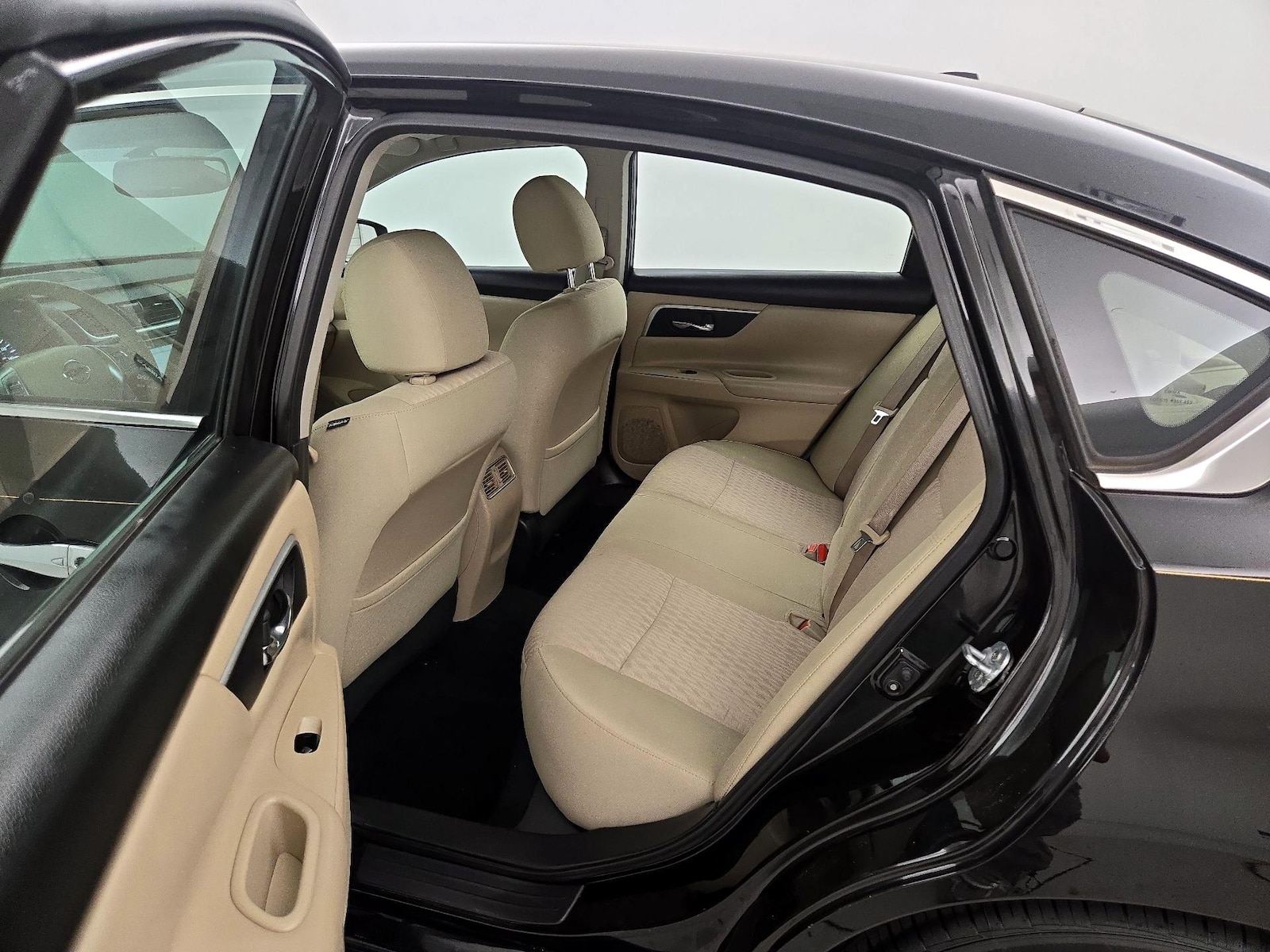 2016 Nissan Altima SV - Photo 22