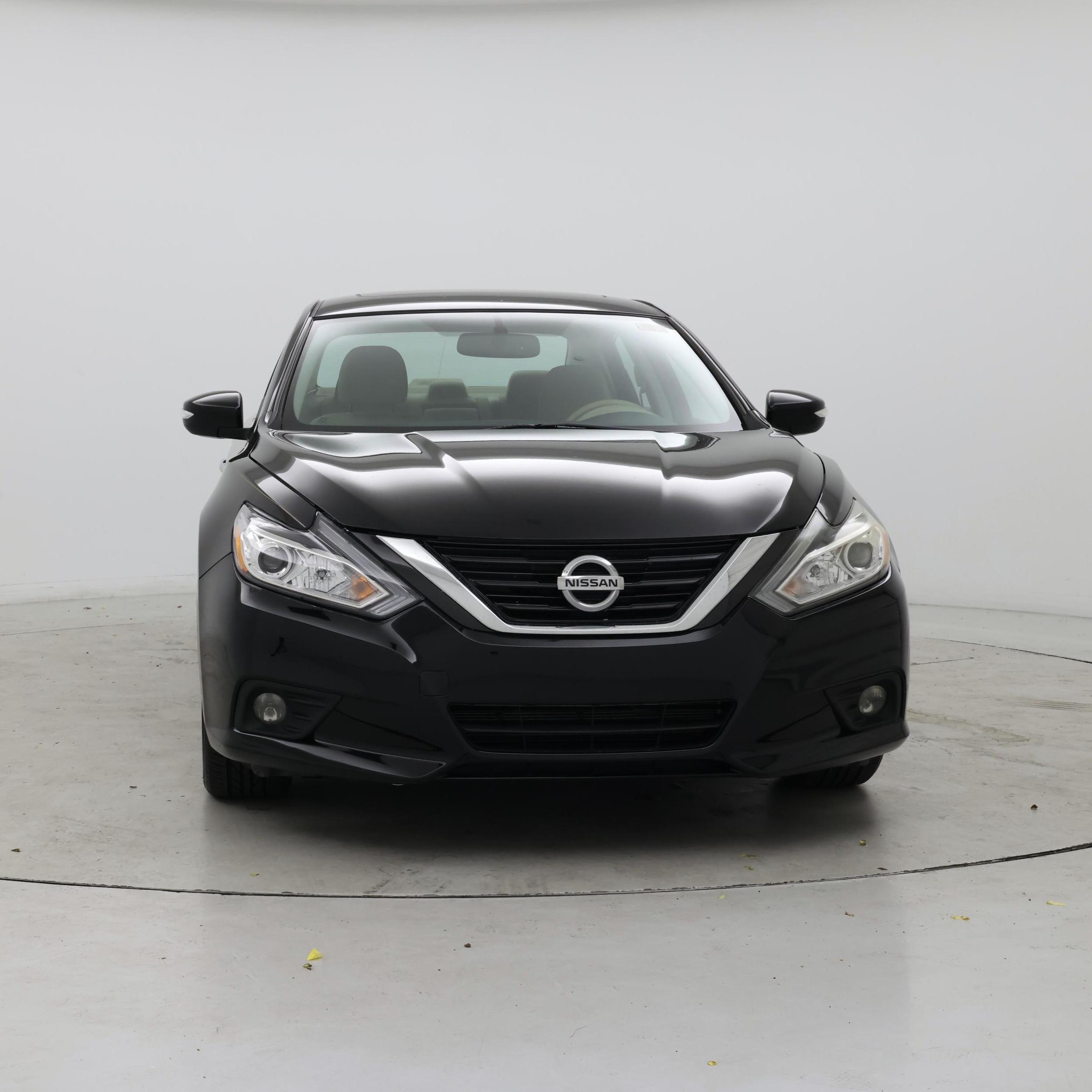 Thumbnail: 2016 Nissan Altima - 5