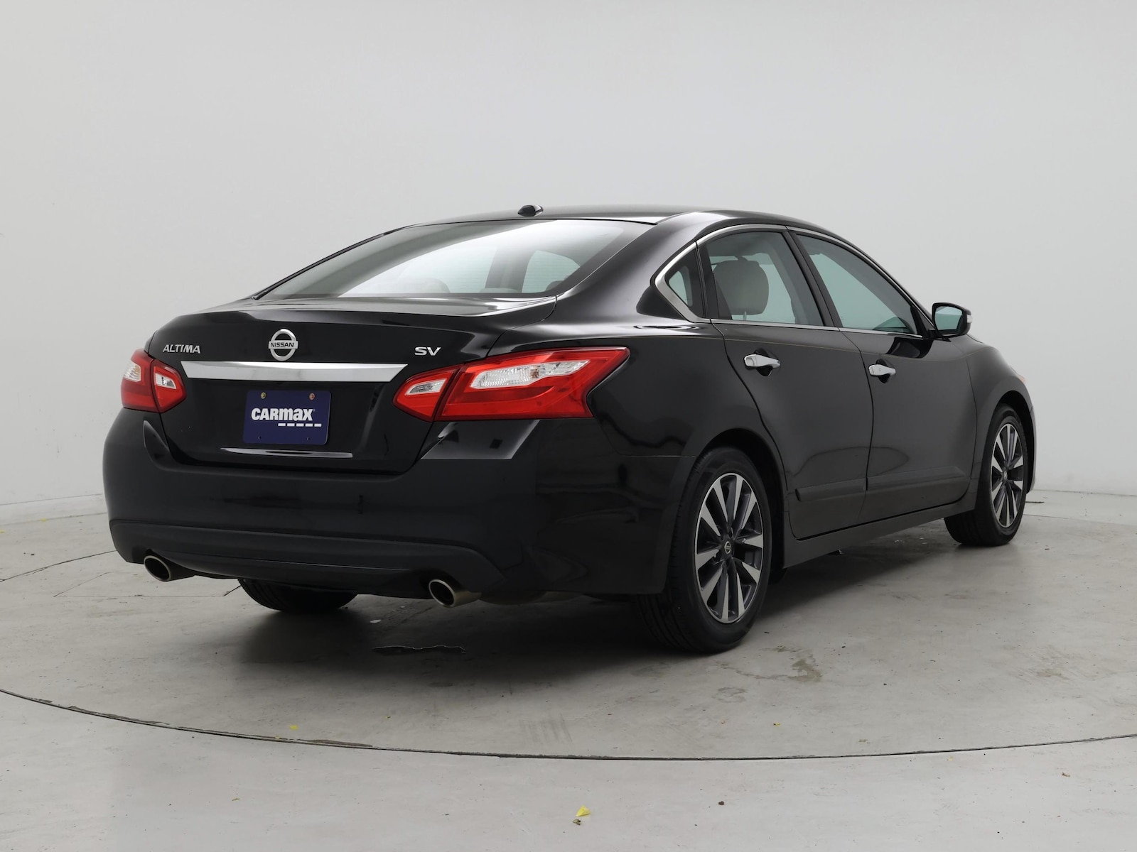 2016 Nissan Altima SV - Photo 9
