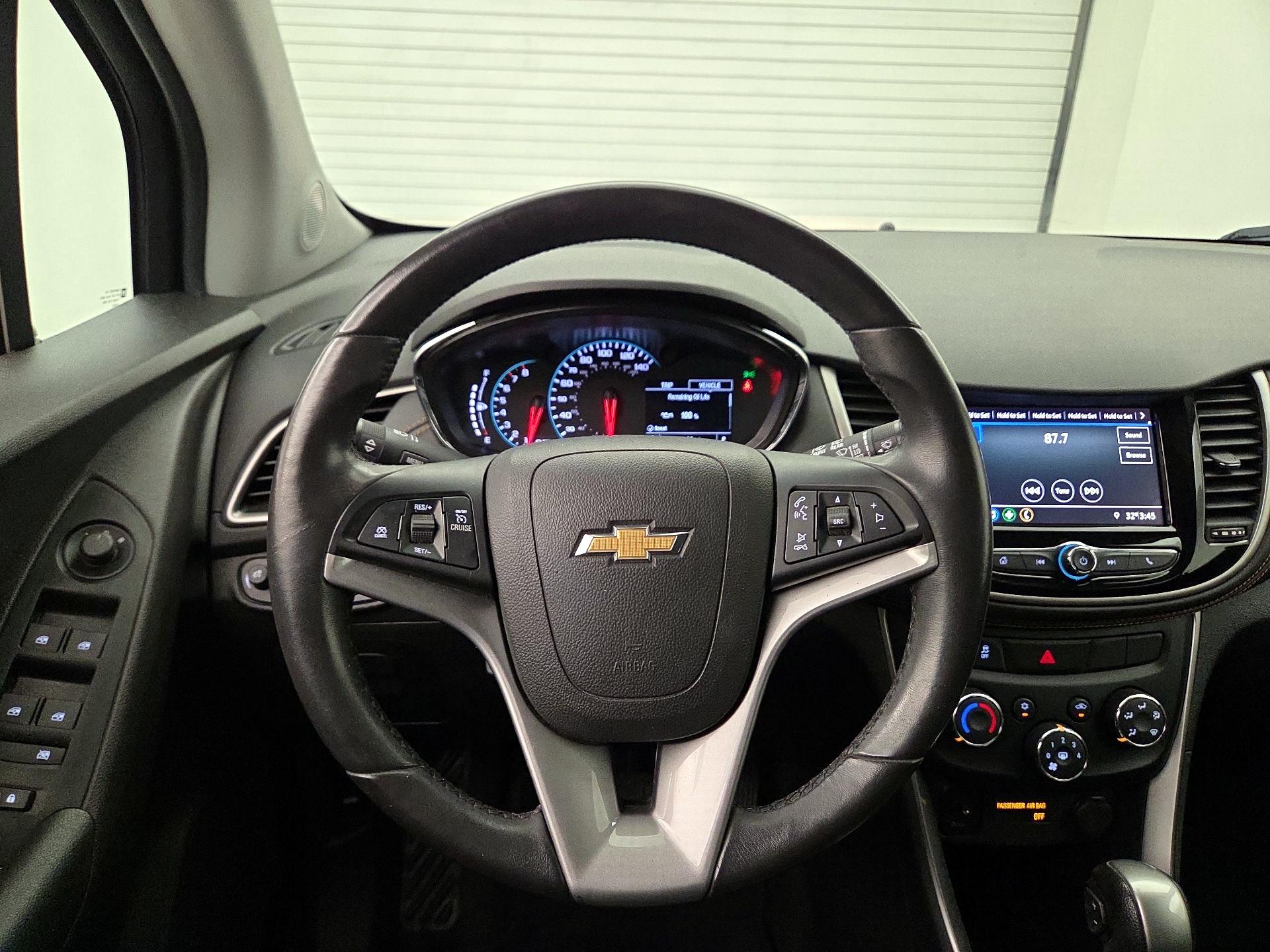 Thumbnail: 2020 Chevrolet Trax - 10