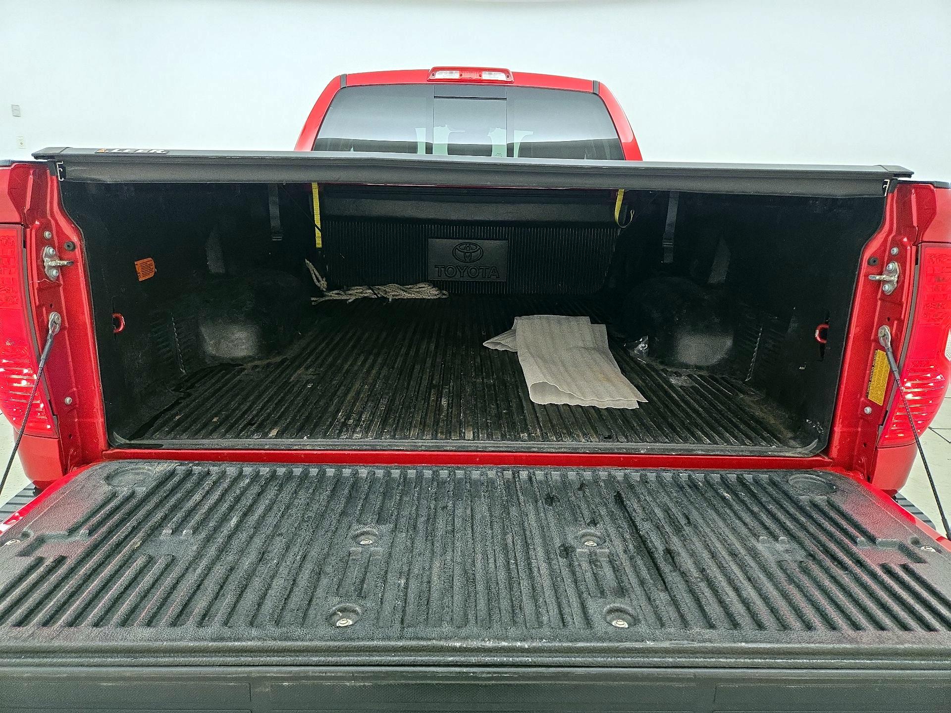 Thumbnail: 2018 Toyota Tundra - 20