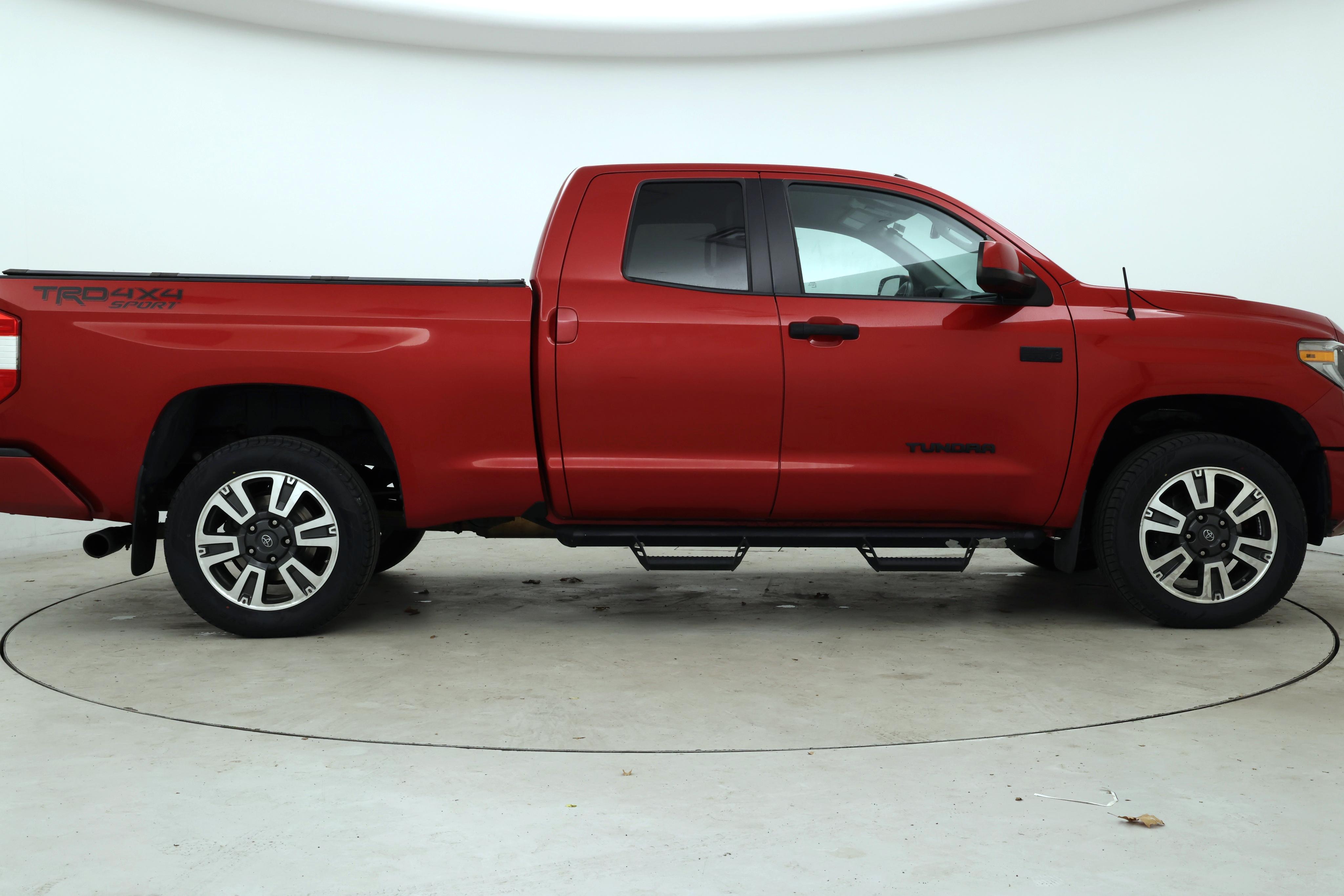 Thumbnail: 2018 Toyota Tundra - 7