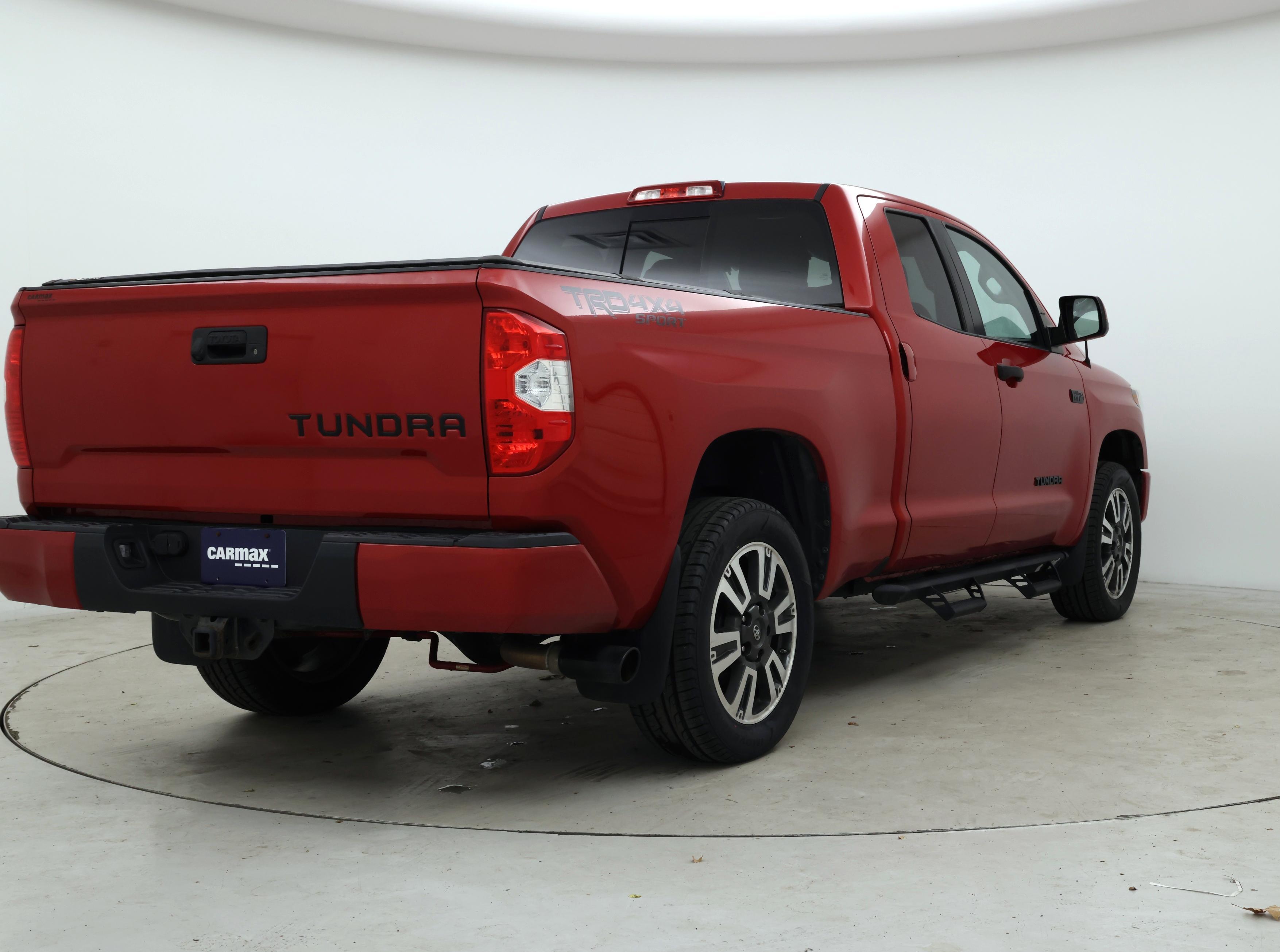 Thumbnail: 2018 Toyota Tundra - 8