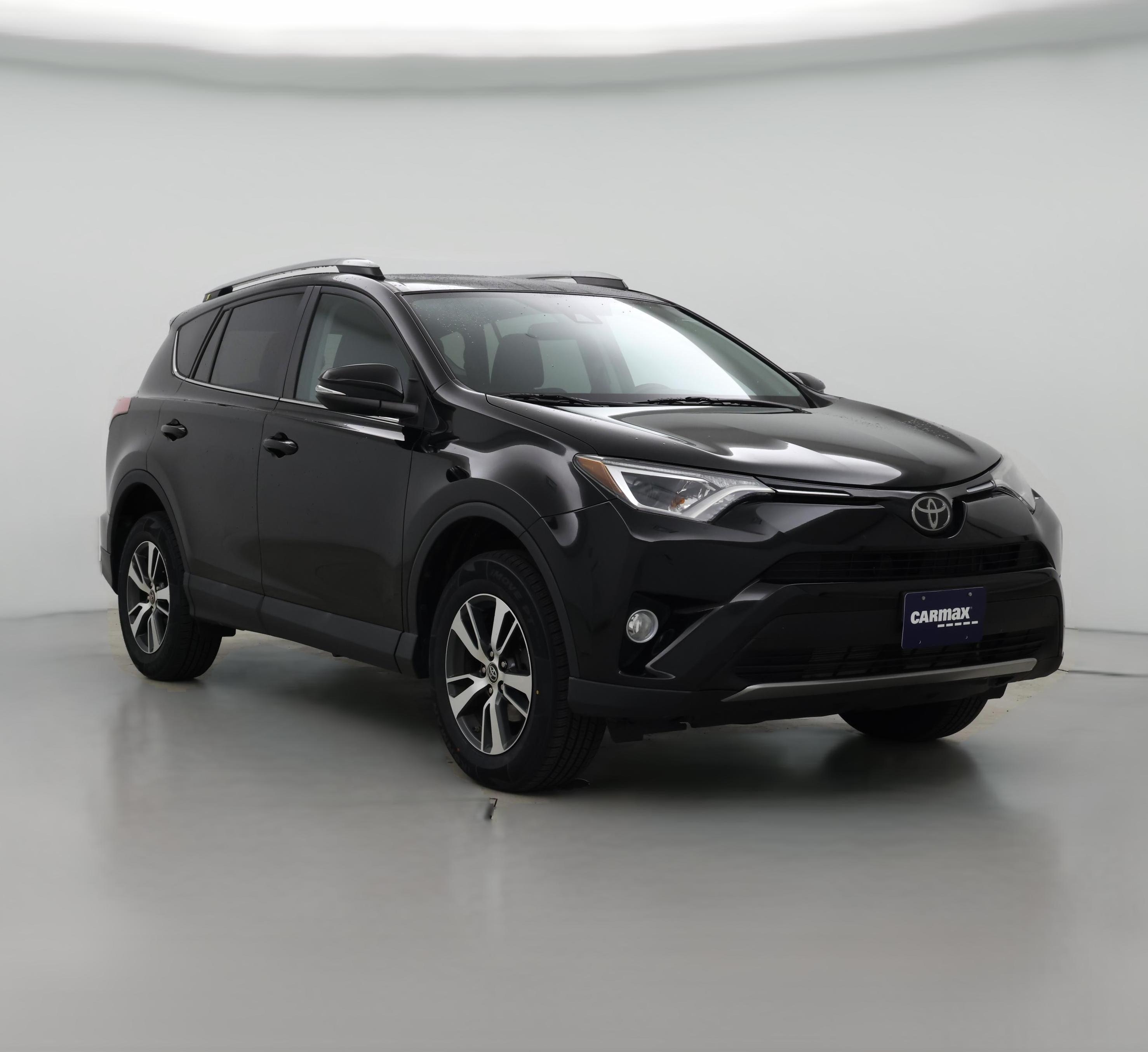 Thumbnail: 2018 Toyota RAV4 - 1