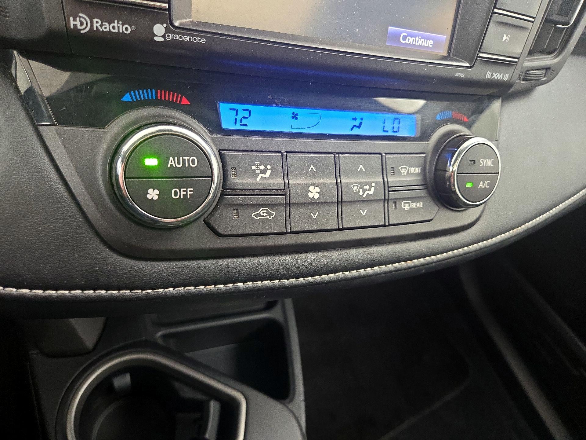 Thumbnail: 2018 Toyota RAV4 - 16