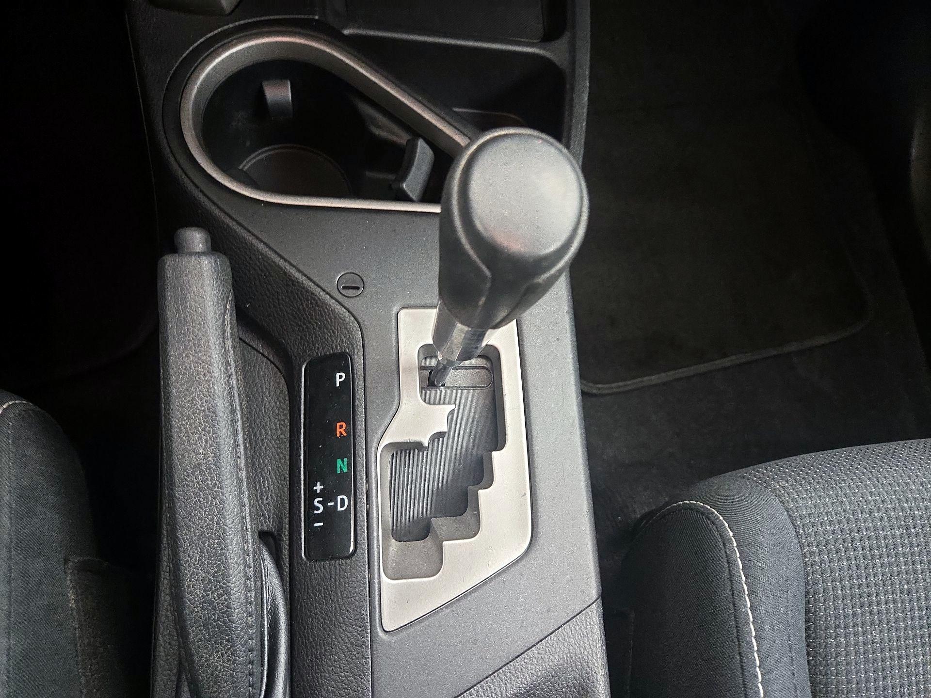 Thumbnail: 2018 Toyota RAV4 - 17