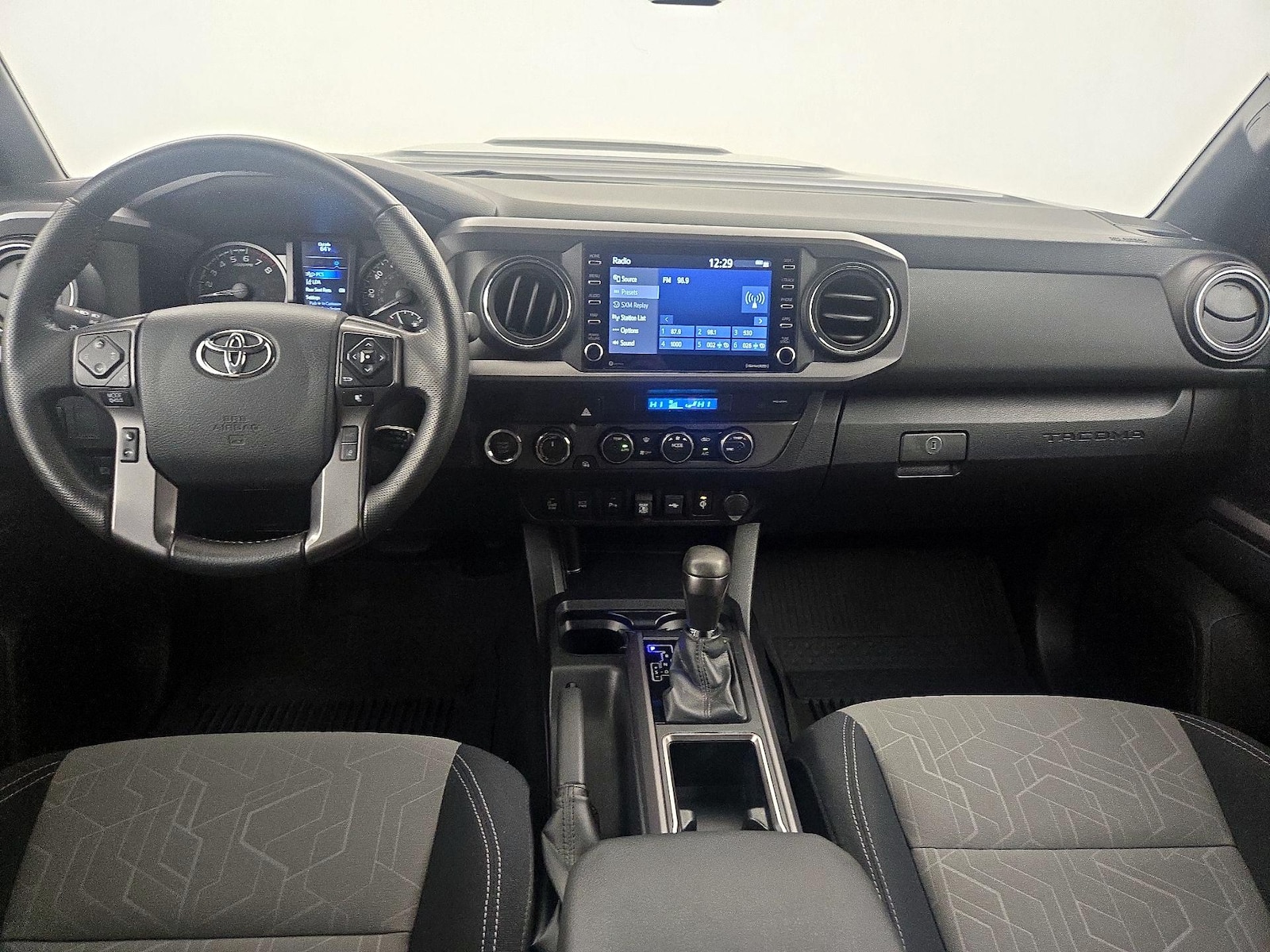 2023 Toyota Tacoma TRD Sport - Photo 10