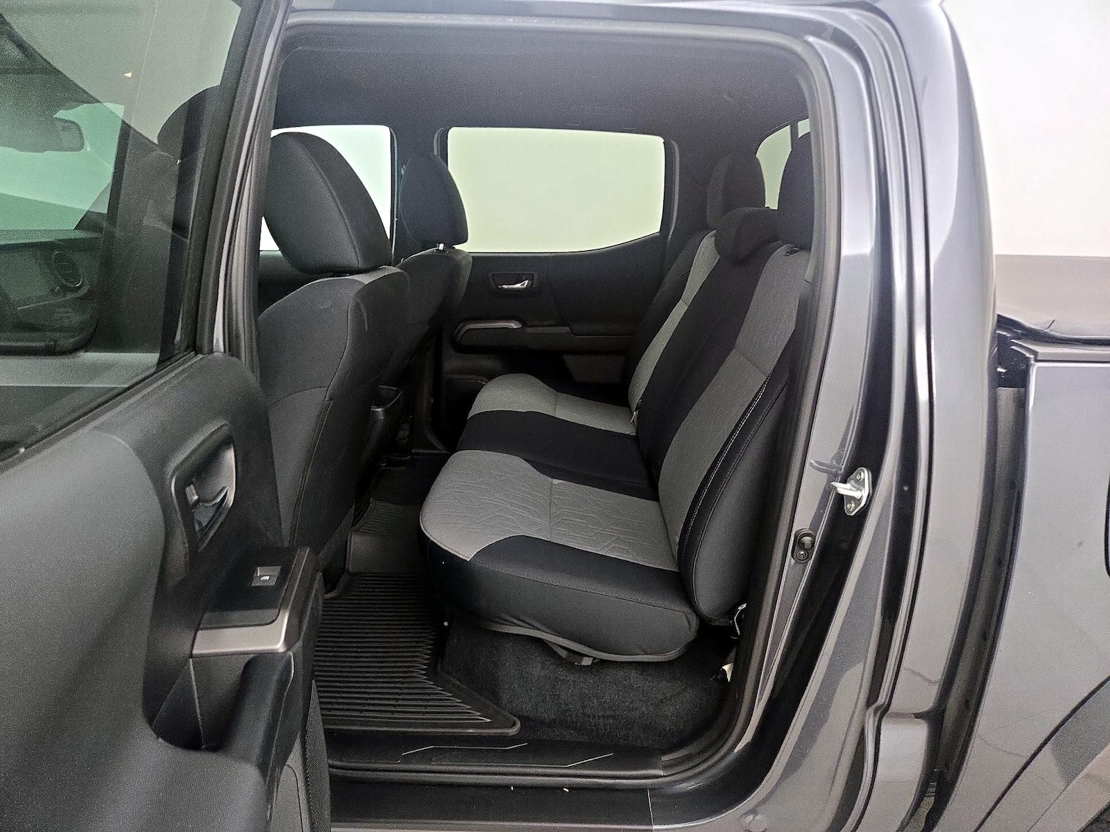 2023 Toyota Tacoma TRD Sport - Photo 20