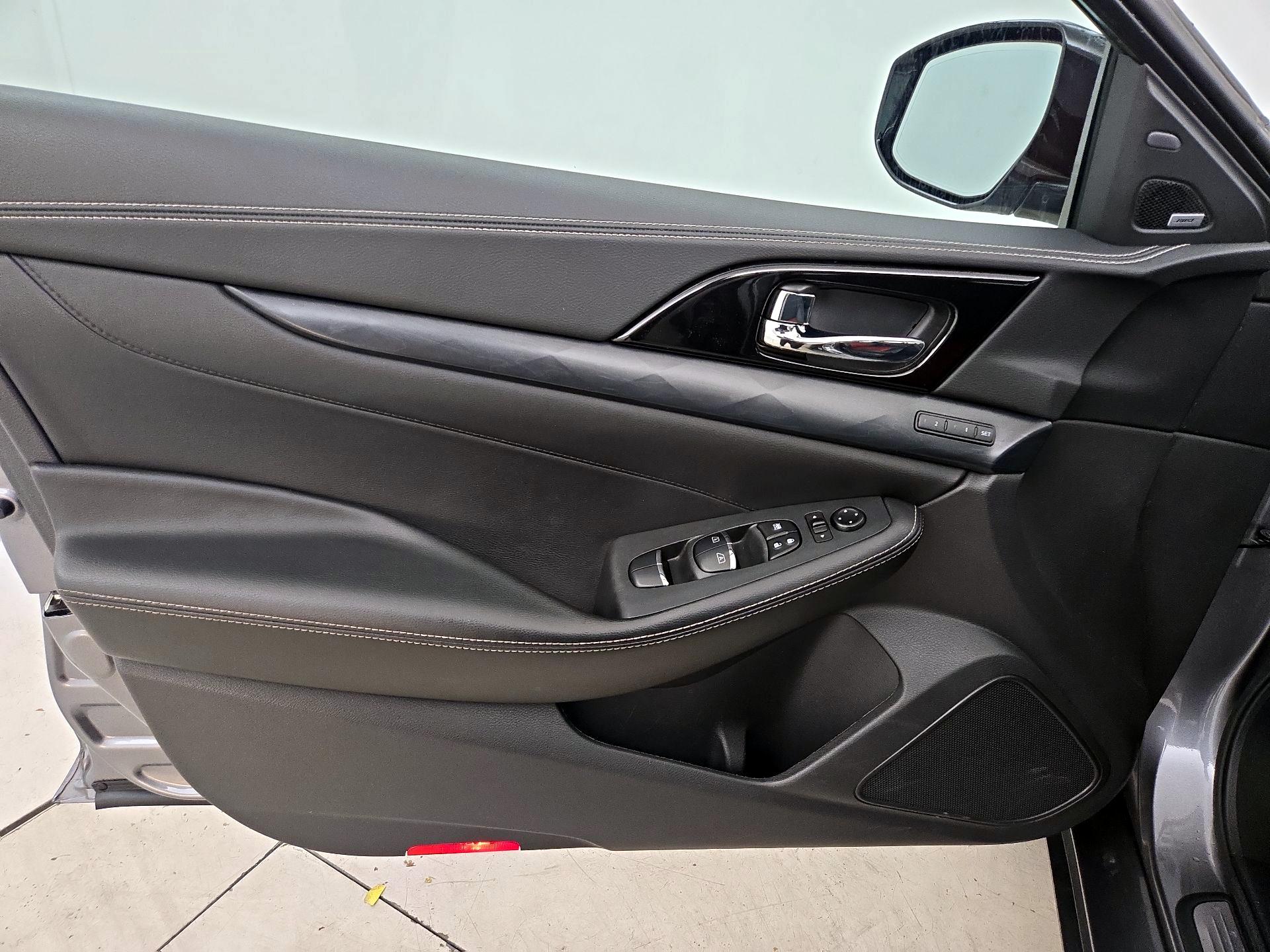 Thumbnail: 2022 Nissan Maxima - 12