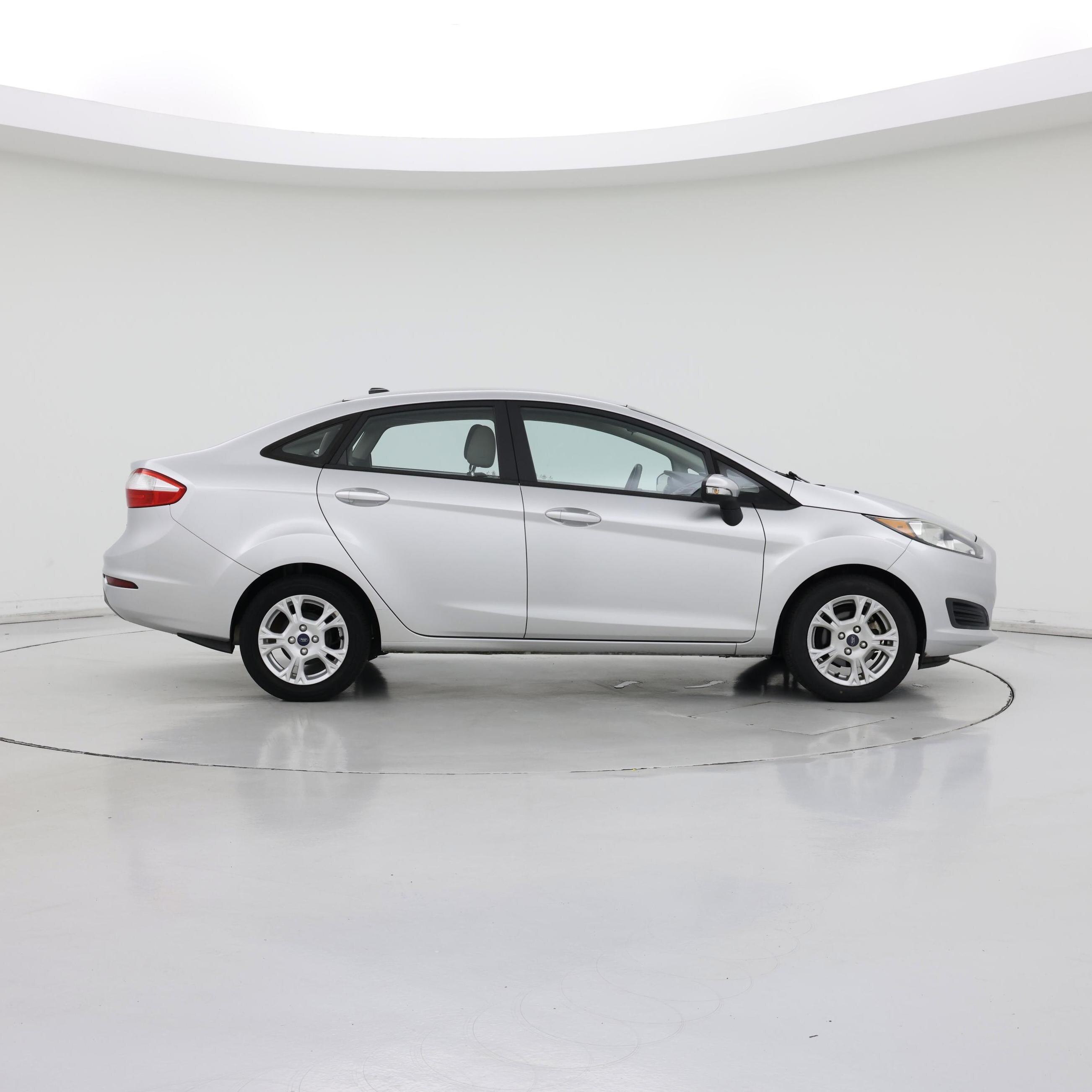 Thumbnail: 2016 Ford Fiesta - 7