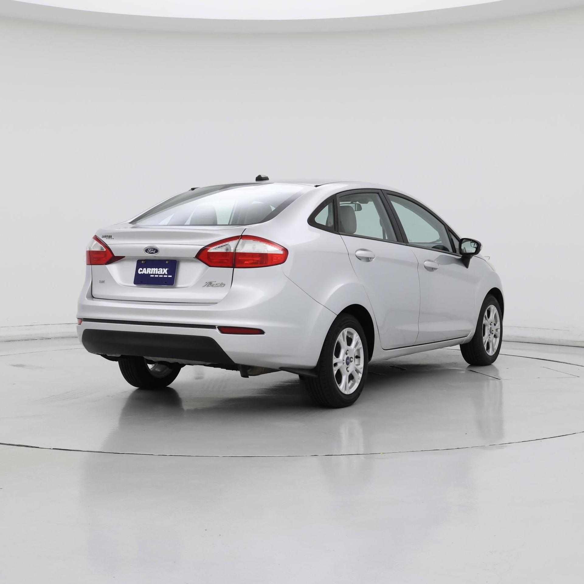 Thumbnail: 2016 Ford Fiesta - 8