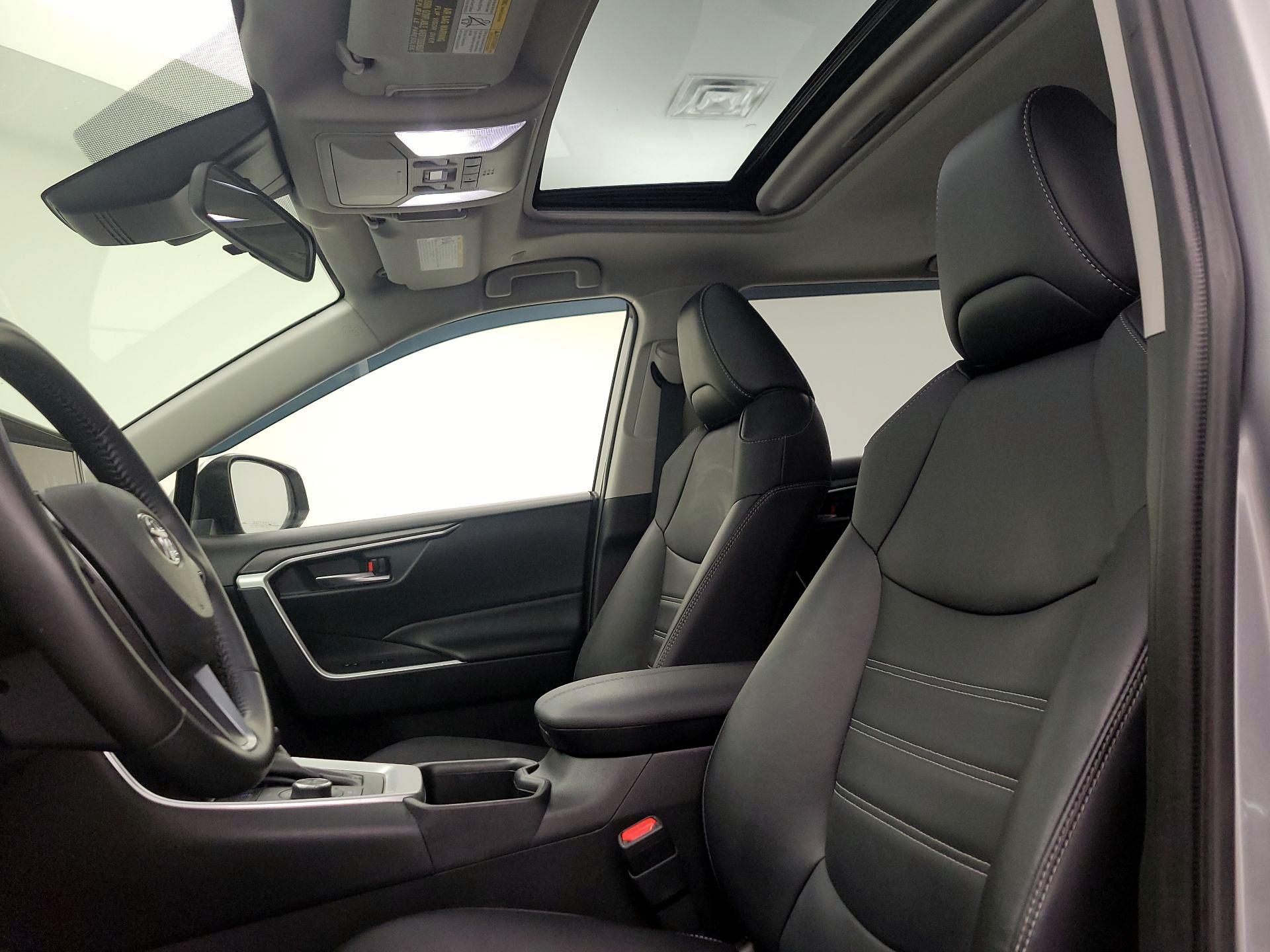 Thumbnail: 2023 Toyota RAV4 - 19