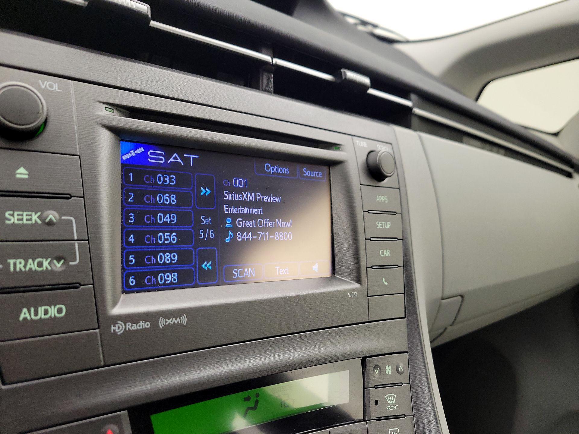 Thumbnail: 2014 Toyota Prius - 15