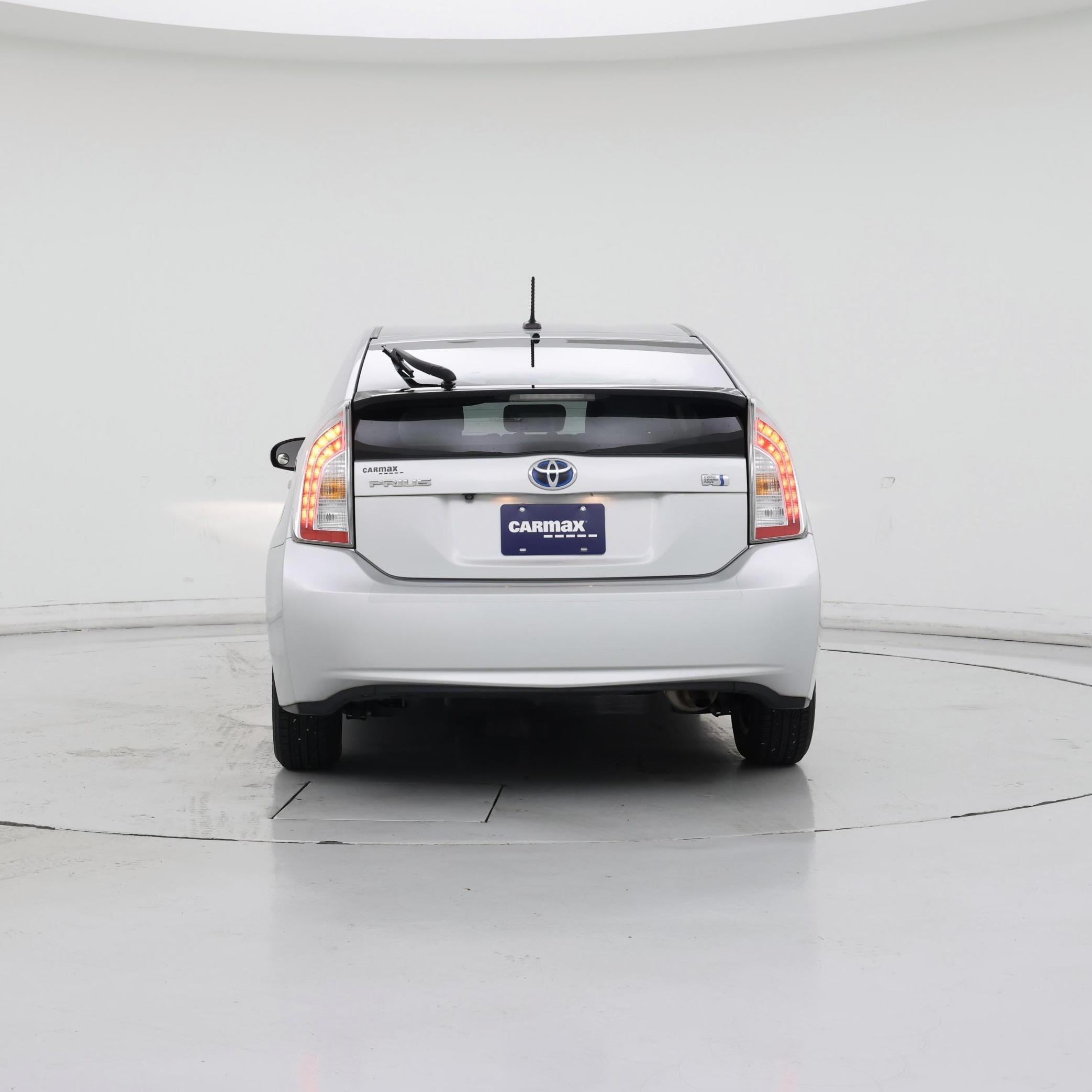 Thumbnail: 2014 Toyota Prius - 6