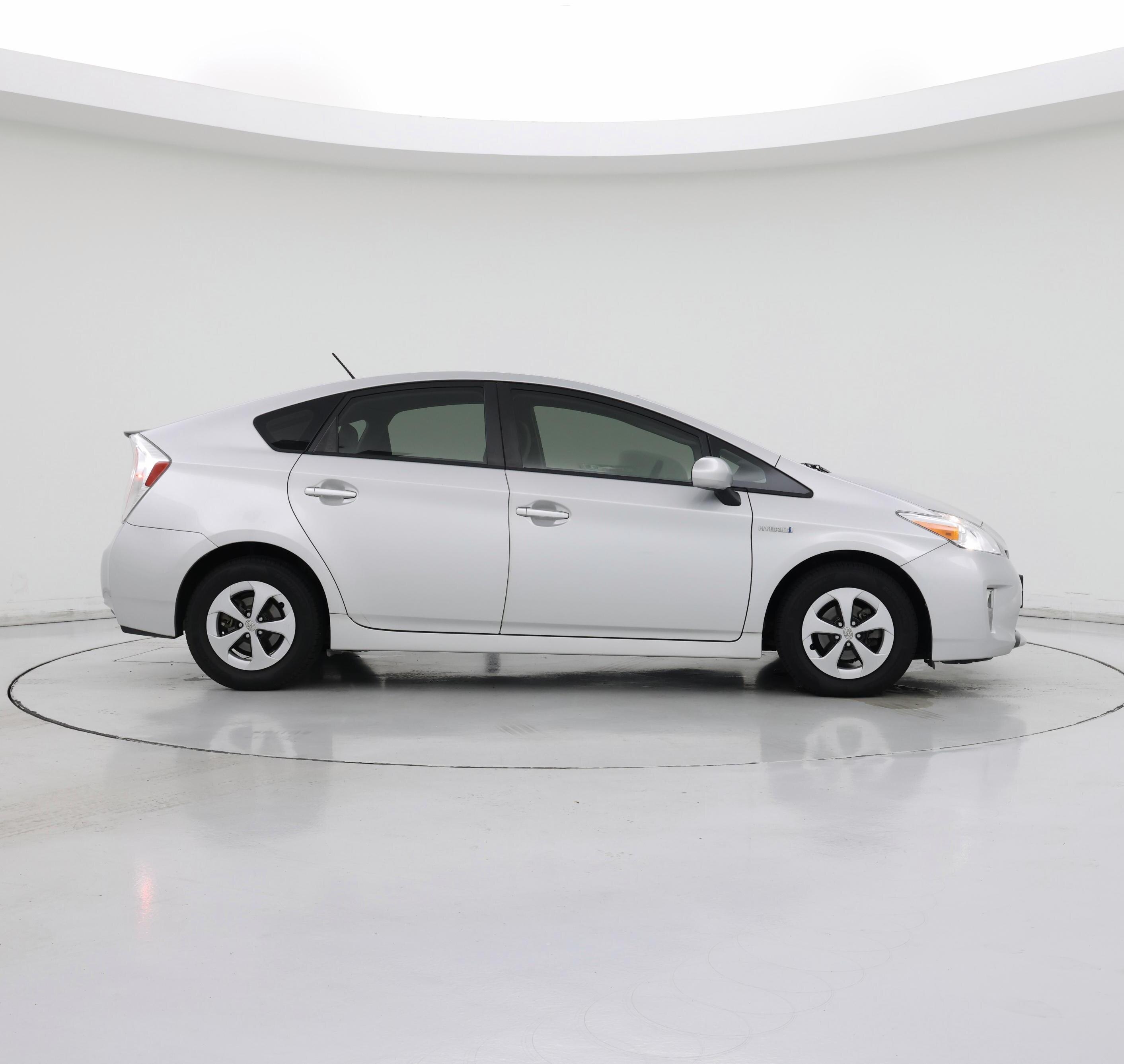 Thumbnail: 2014 Toyota Prius - 7