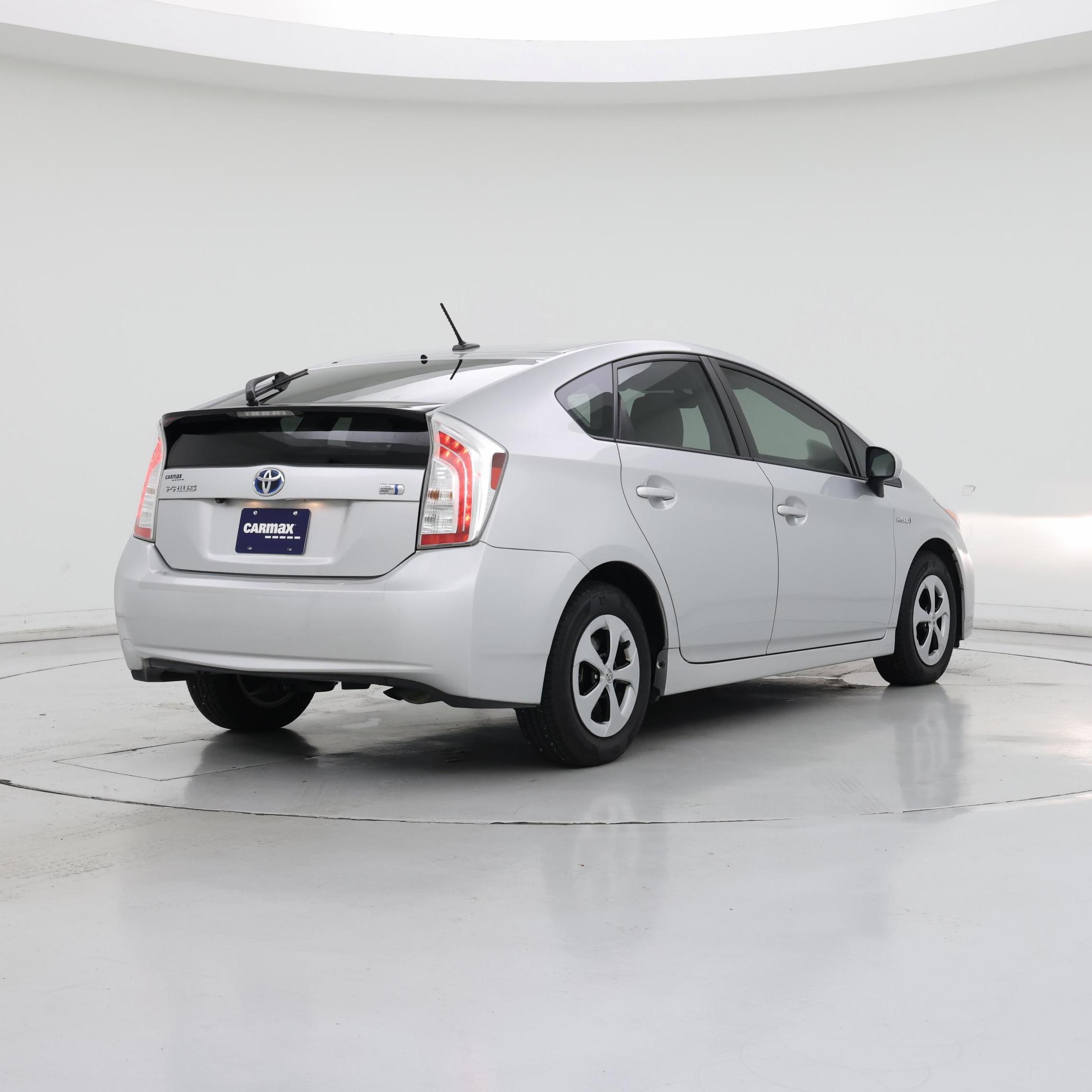 Thumbnail: 2014 Toyota Prius - 8