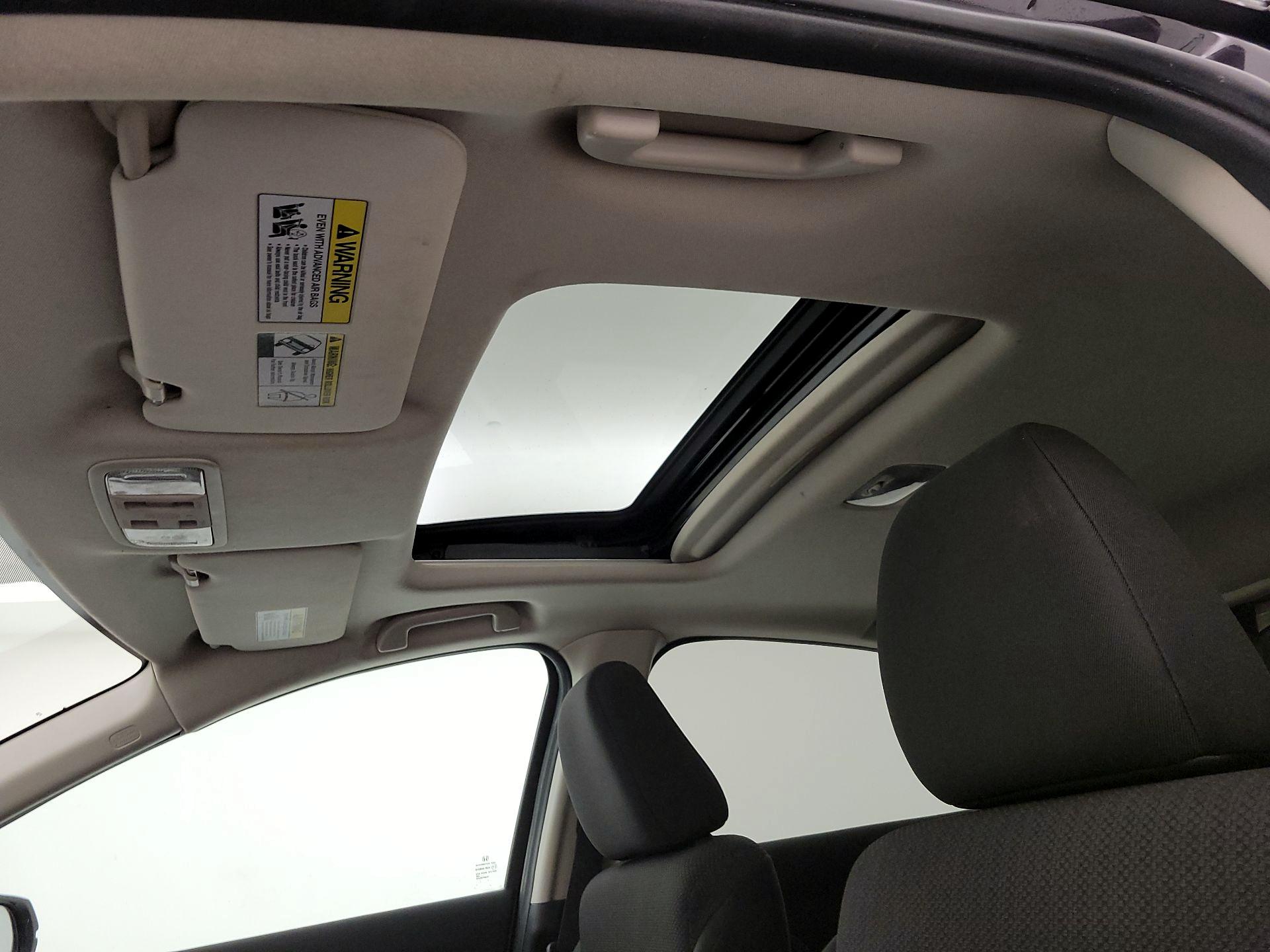Thumbnail: 2016 Honda HR-V - 17