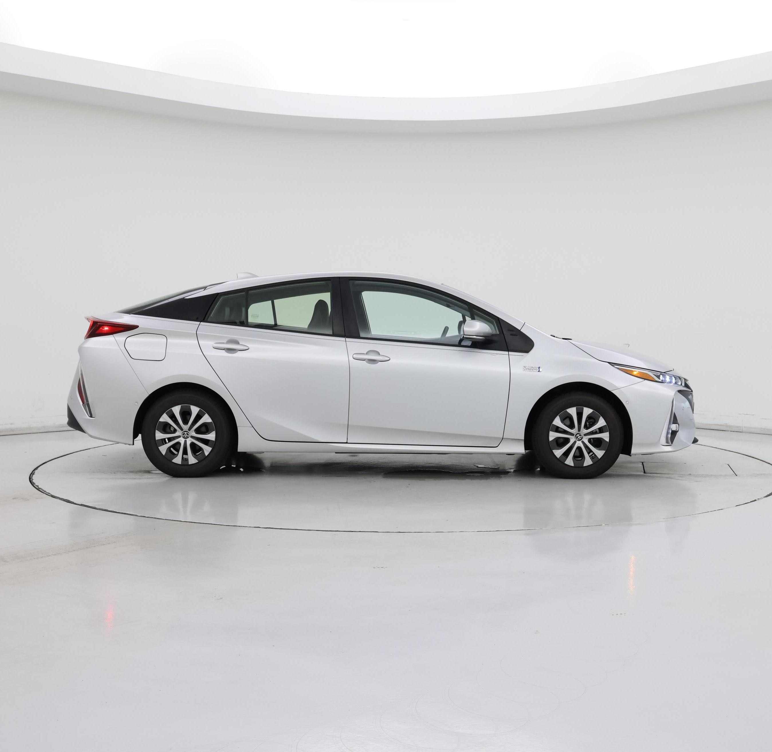 Thumbnail: 2021 Toyota Prius - 7