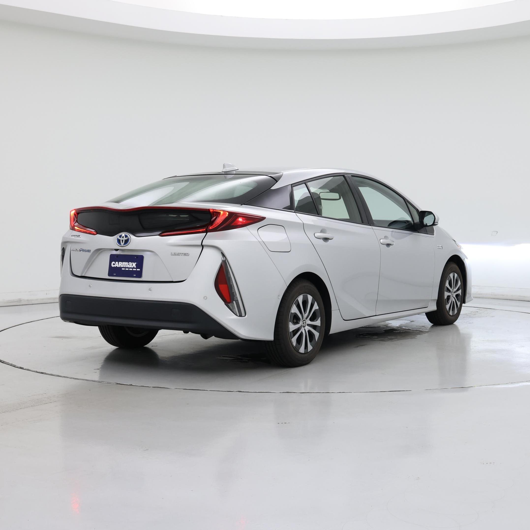 Thumbnail: 2021 Toyota Prius - 8