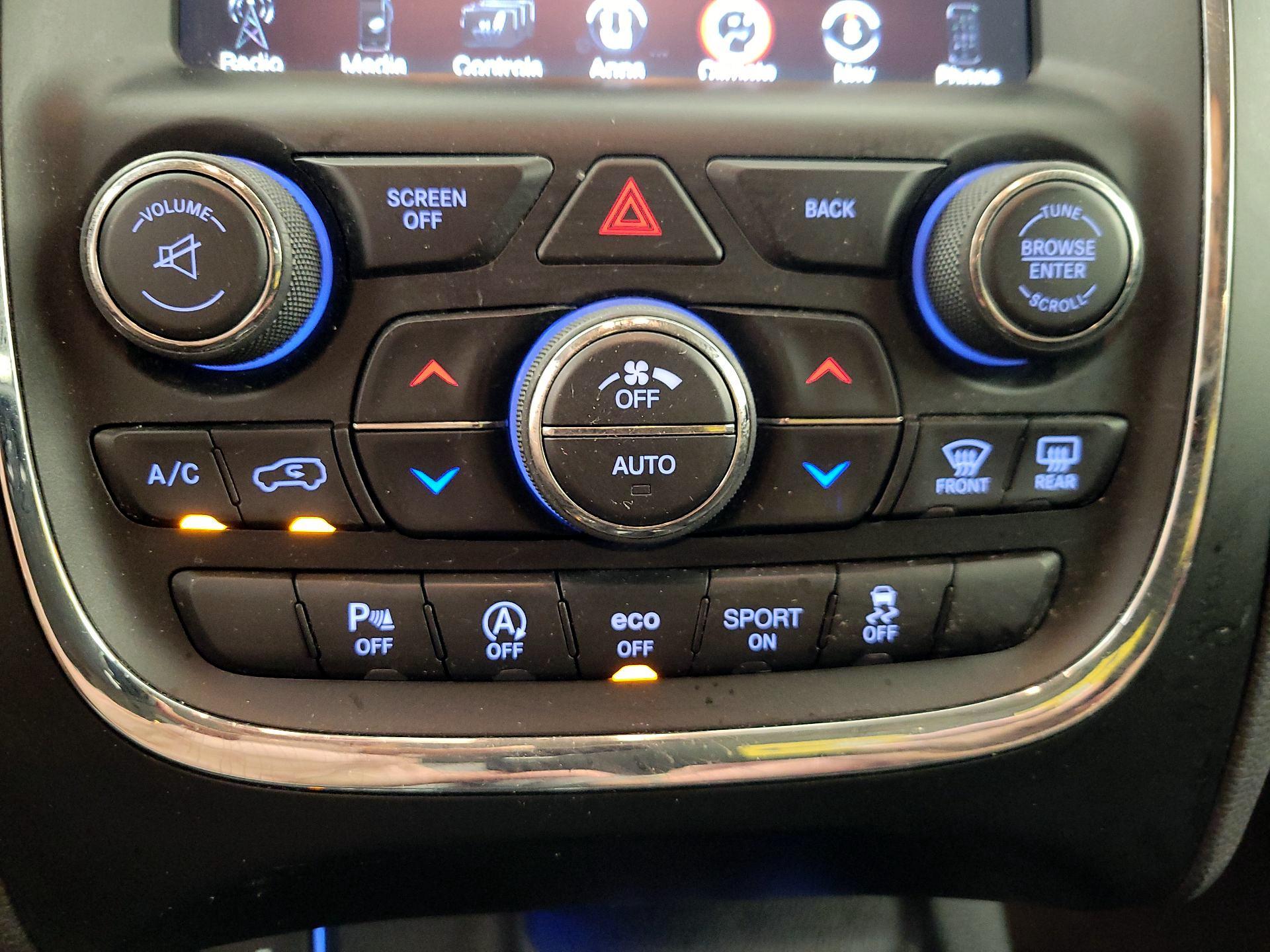 Thumbnail: 2017 Dodge Durango - 17