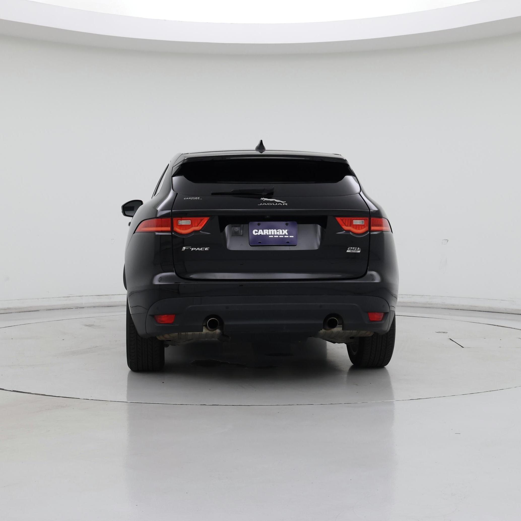 Thumbnail: 2020 Jaguar F-Pace - 6