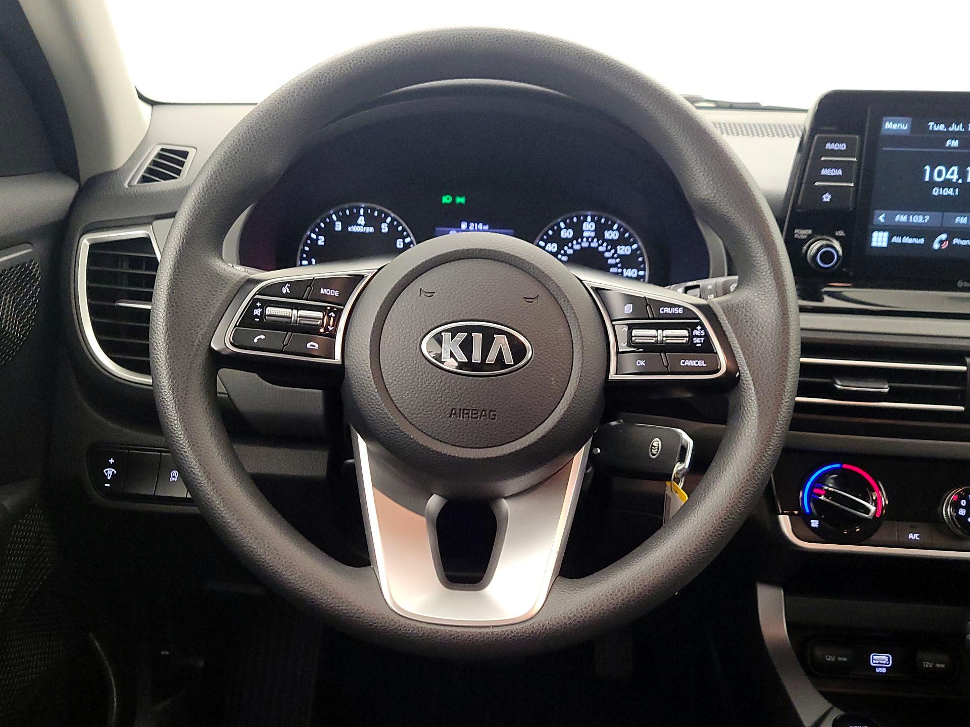 Thumbnail: 2021 Kia Seltos - 10
