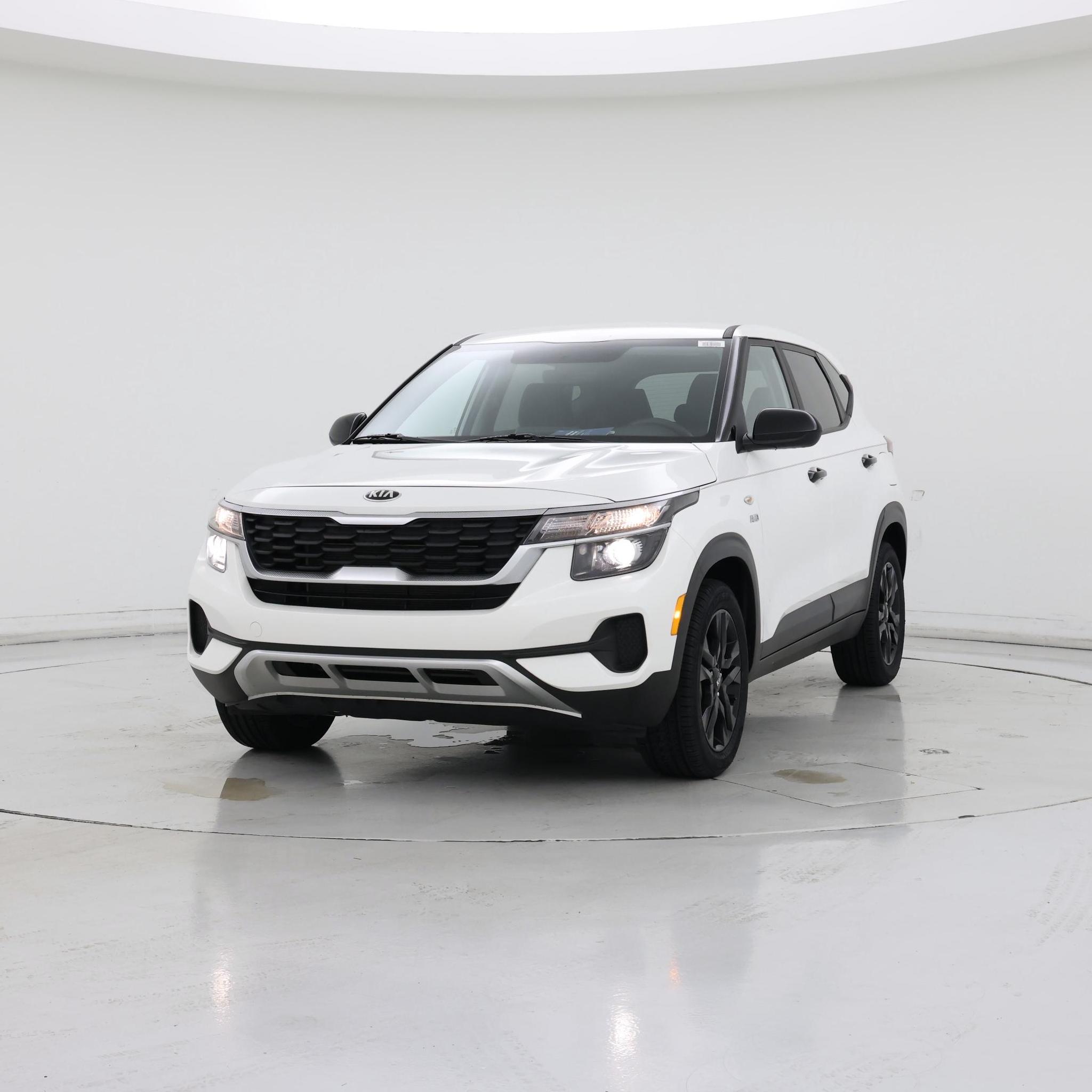 Thumbnail: 2021 Kia Seltos - 4