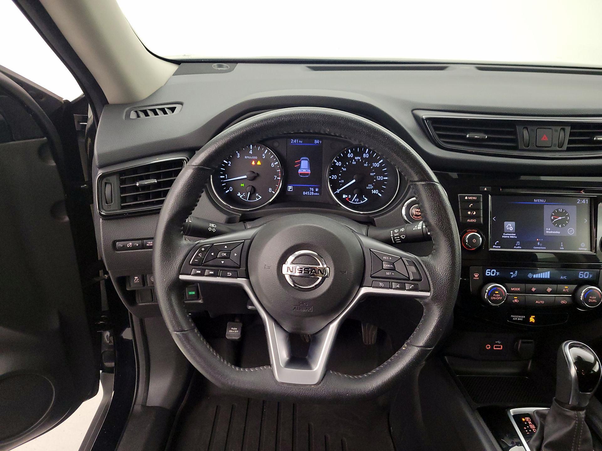 Thumbnail: 2019 Nissan Rogue - 10