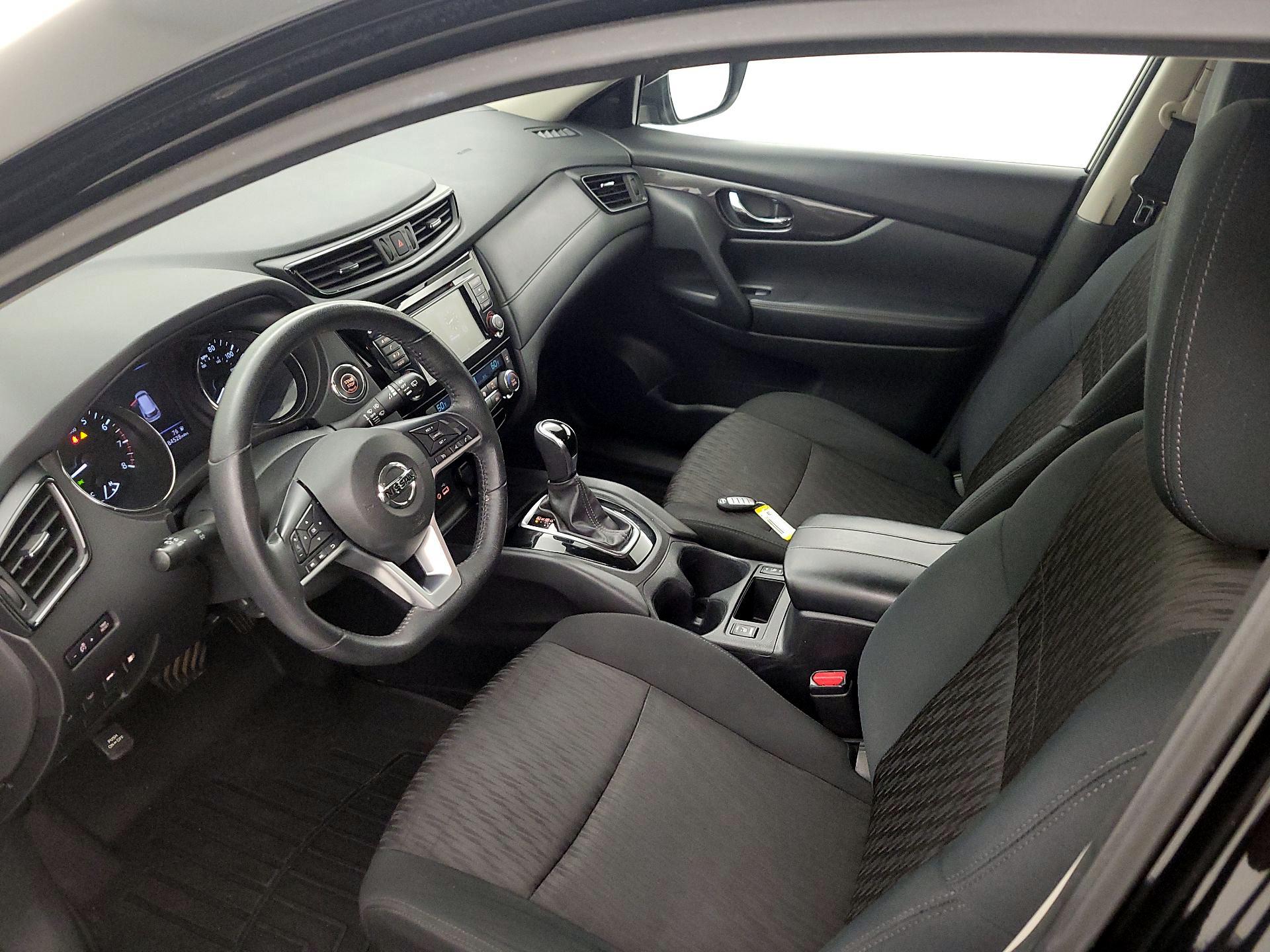 Thumbnail: 2019 Nissan Rogue - 11