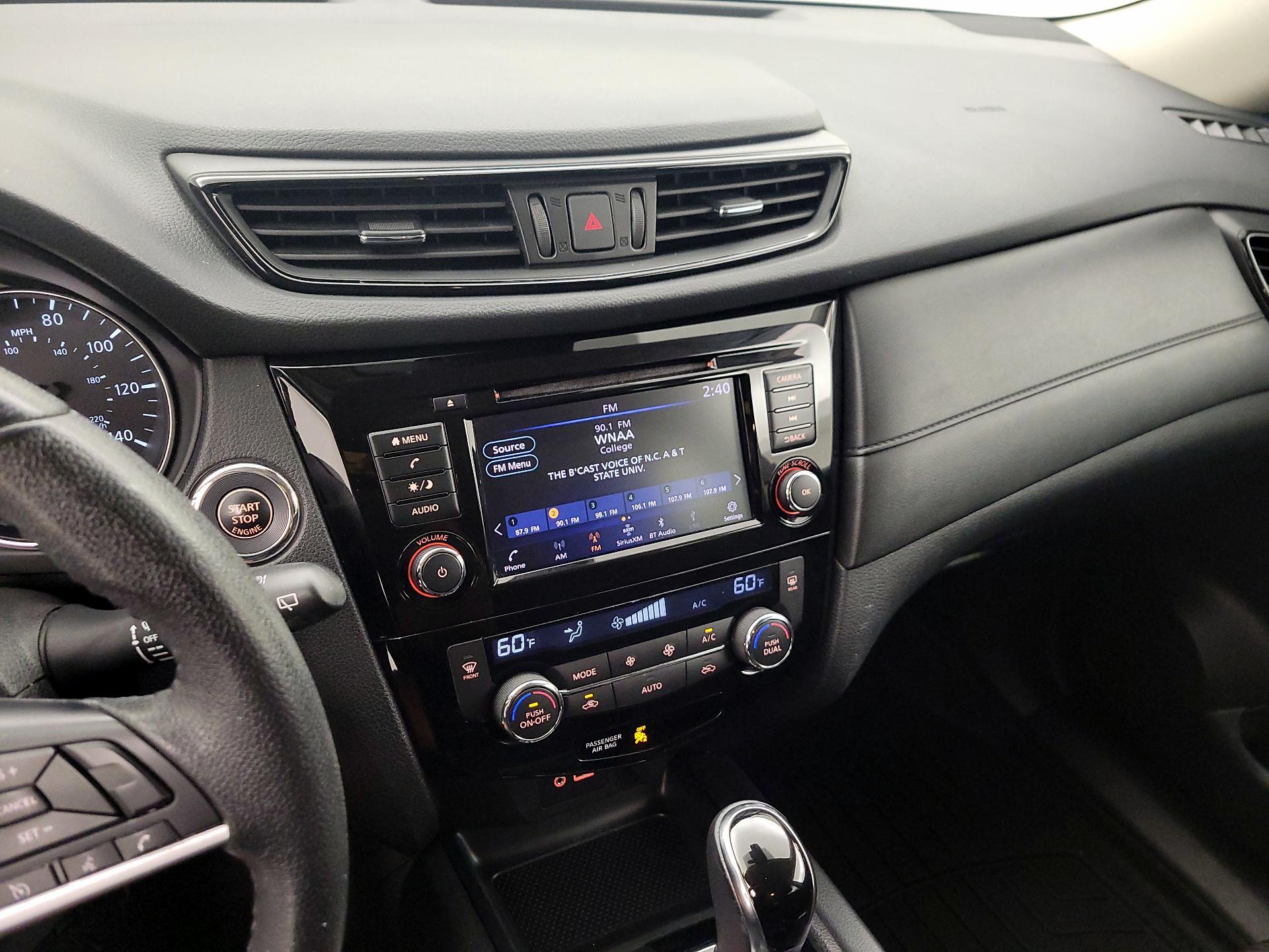 Thumbnail: 2019 Nissan Rogue - 15